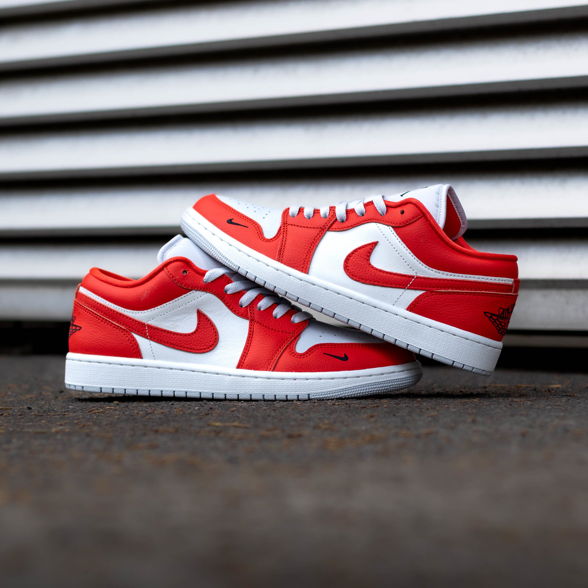 AIR JORDAN 1 LOW CHILE RED