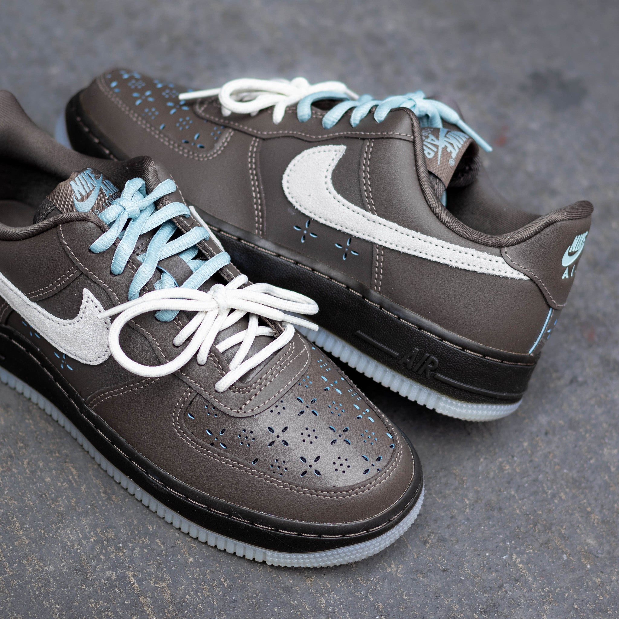 NIKE AIR FORCE ONE LOW RIDGEROCK W