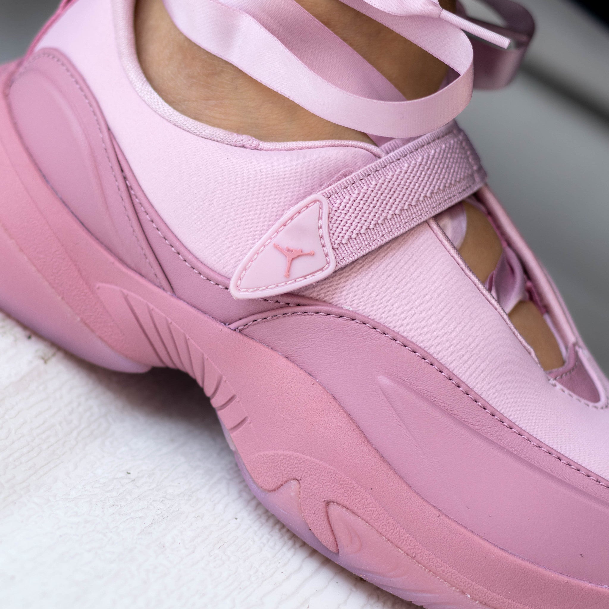 JORDAN POINTE ELEMENTAL PINK W