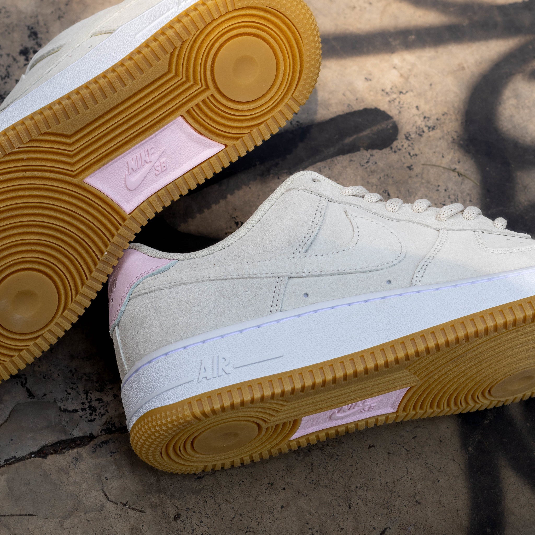 NIKE SB AIR FORCE ONE LOW OREWOOD PINK