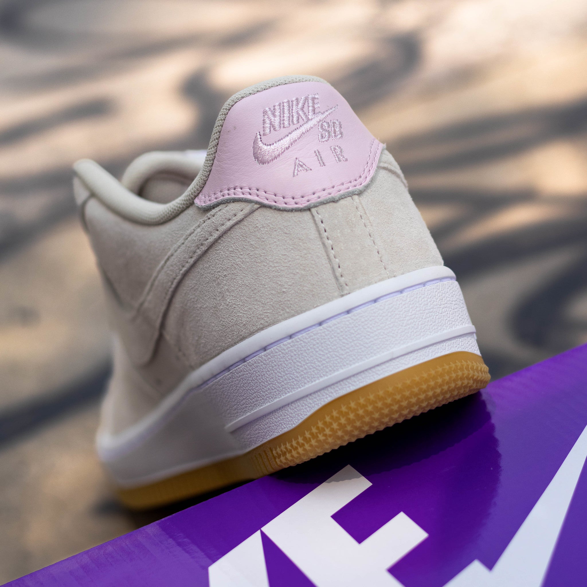 NIKE SB AIR FORCE ONE LOW OREWOOD PINK