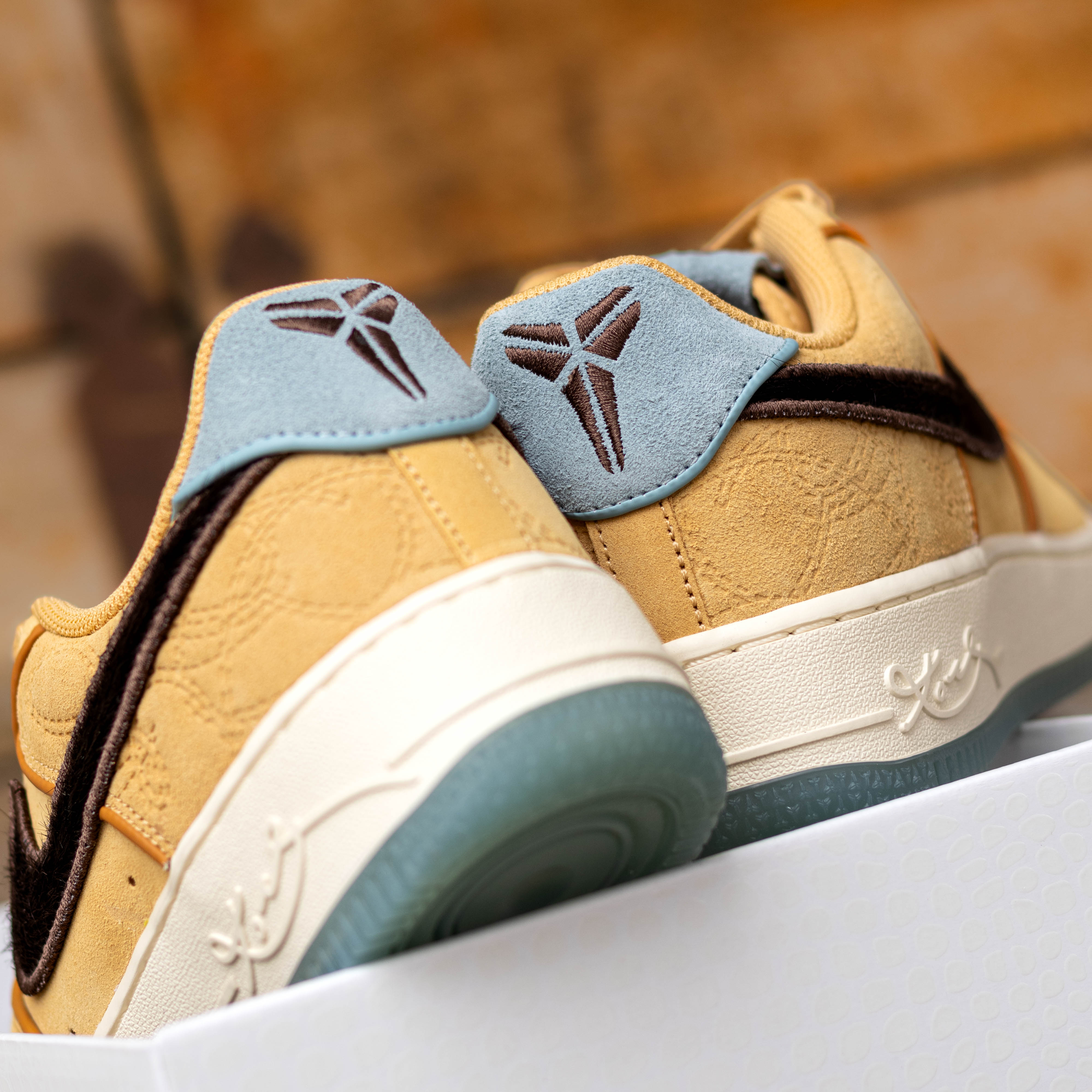 NIKE AIR FORCE ONE LOW PROTRO KOBE SIEMPRE MIO