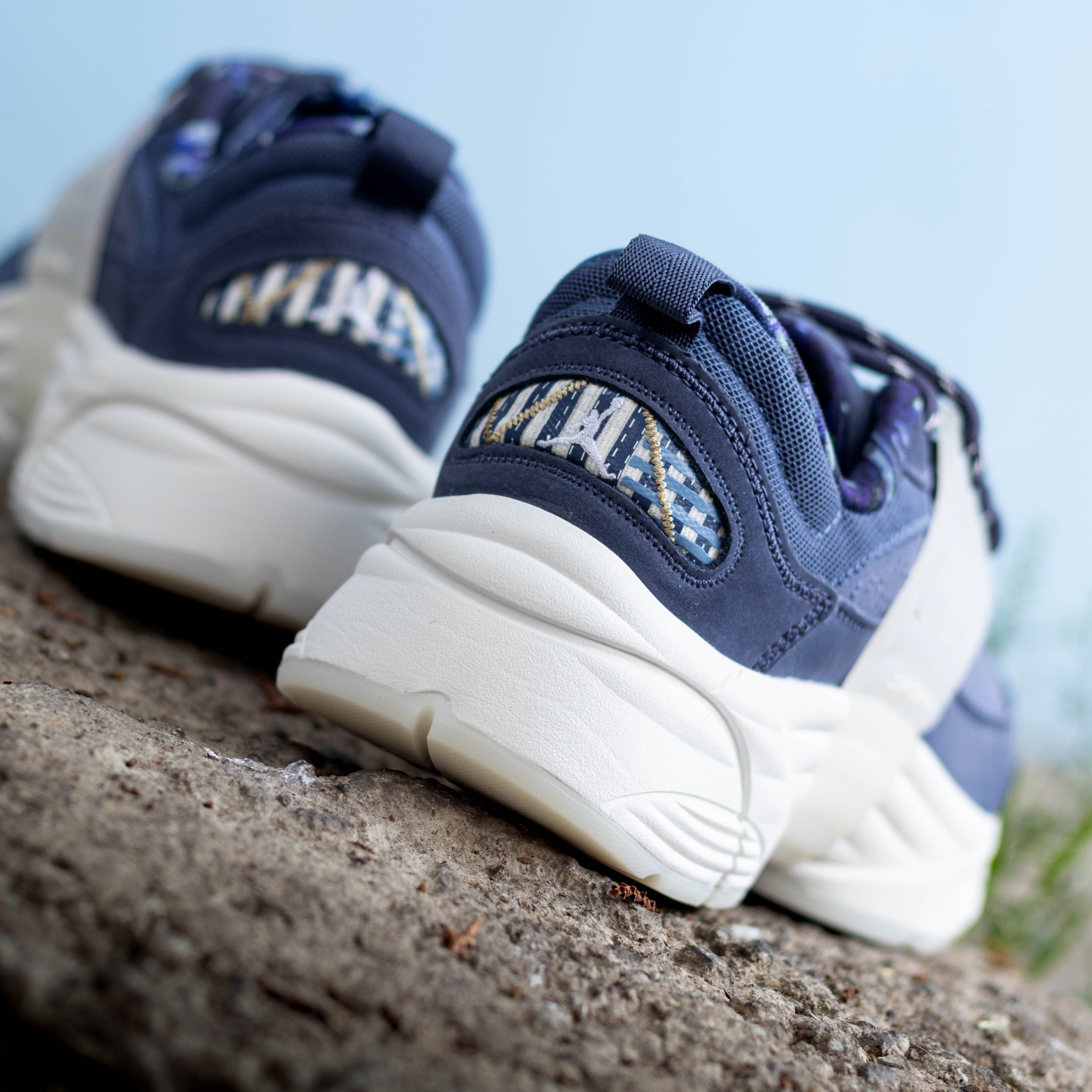 JORDAN TRUNNER PALE IVORY