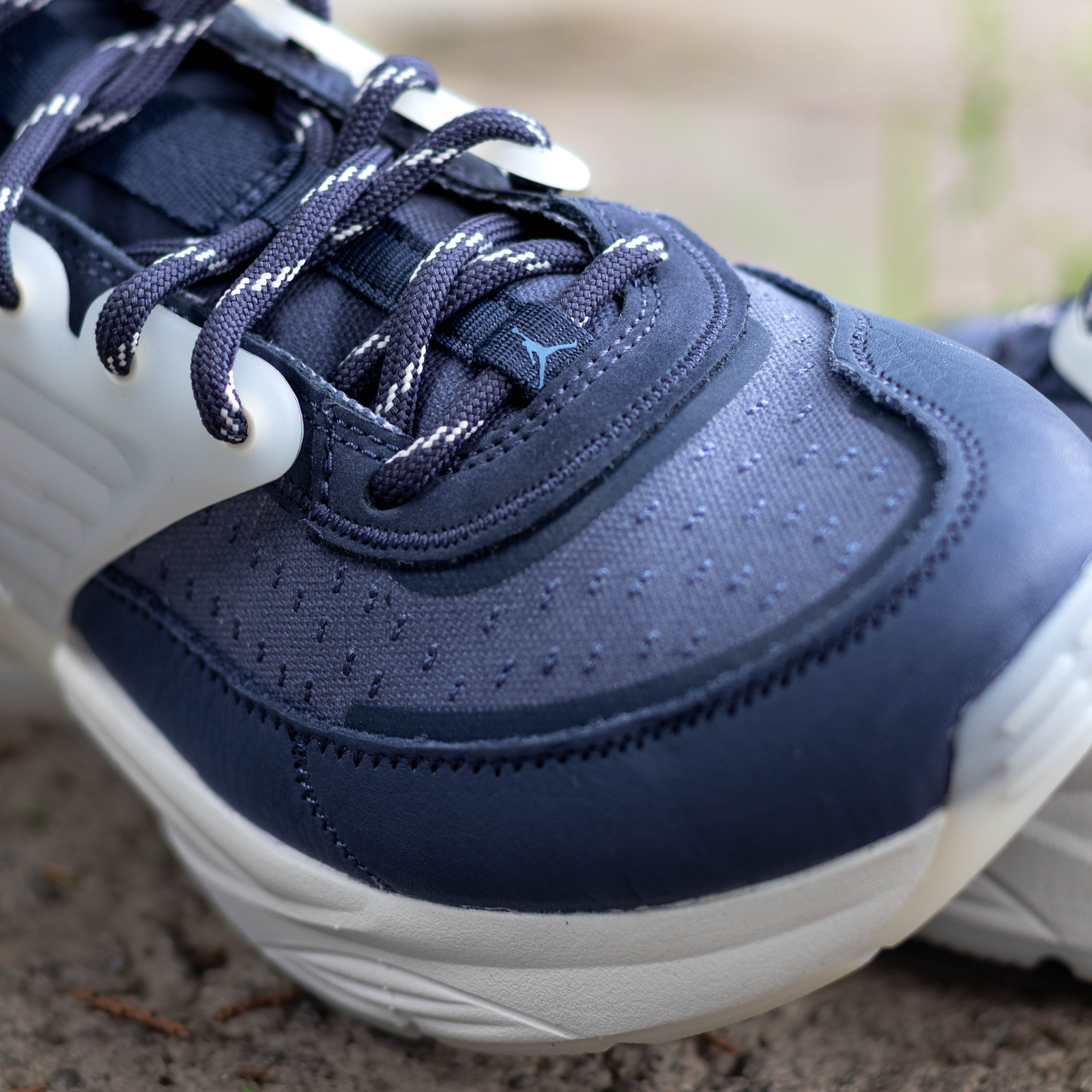 JORDAN TRUNNER PALE IVORY