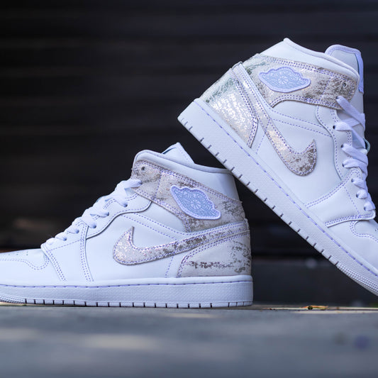AIR JORDAN 1 MID DISTRESSED WHITE SILVER