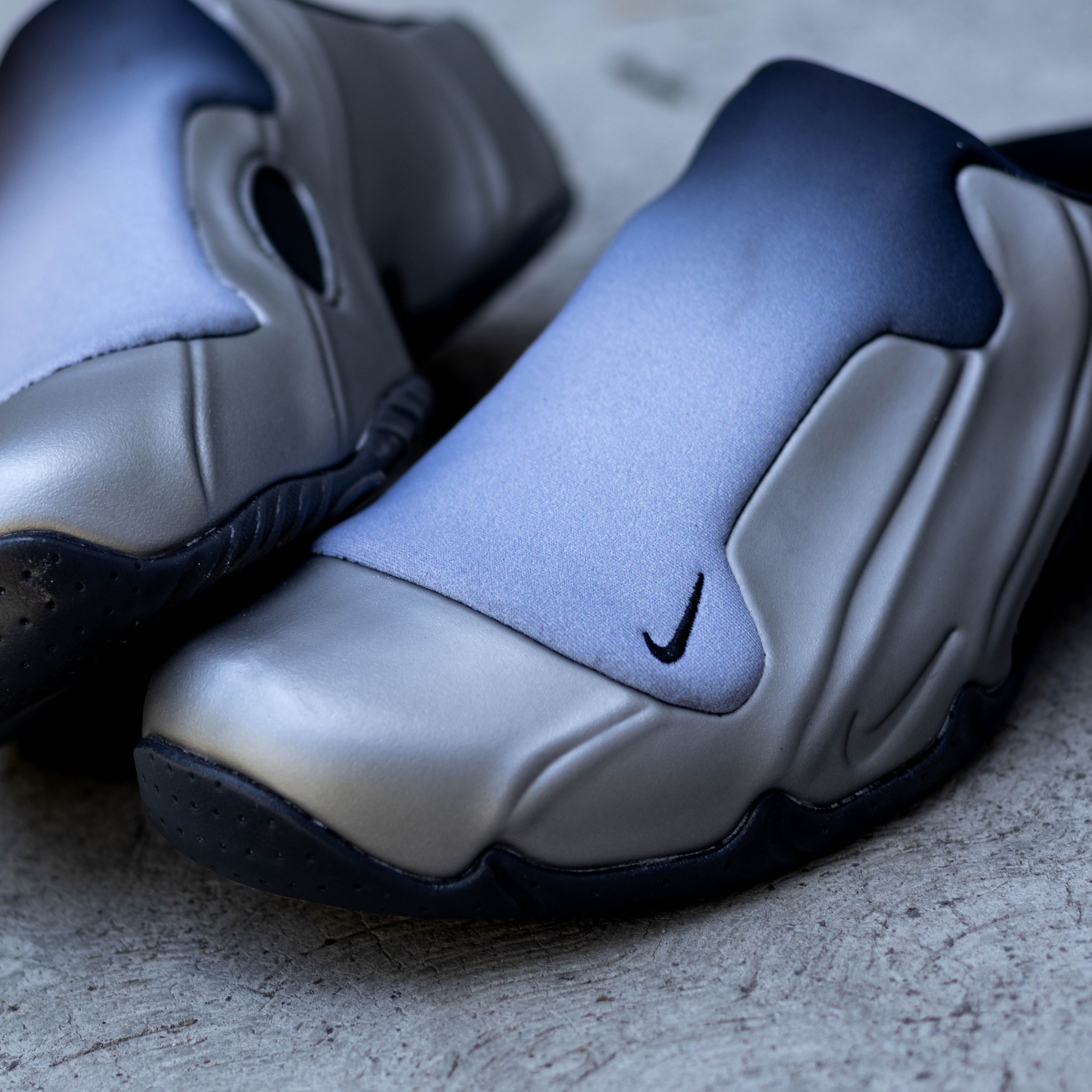 NIKE CLOGPOSITE METALLIC DARK