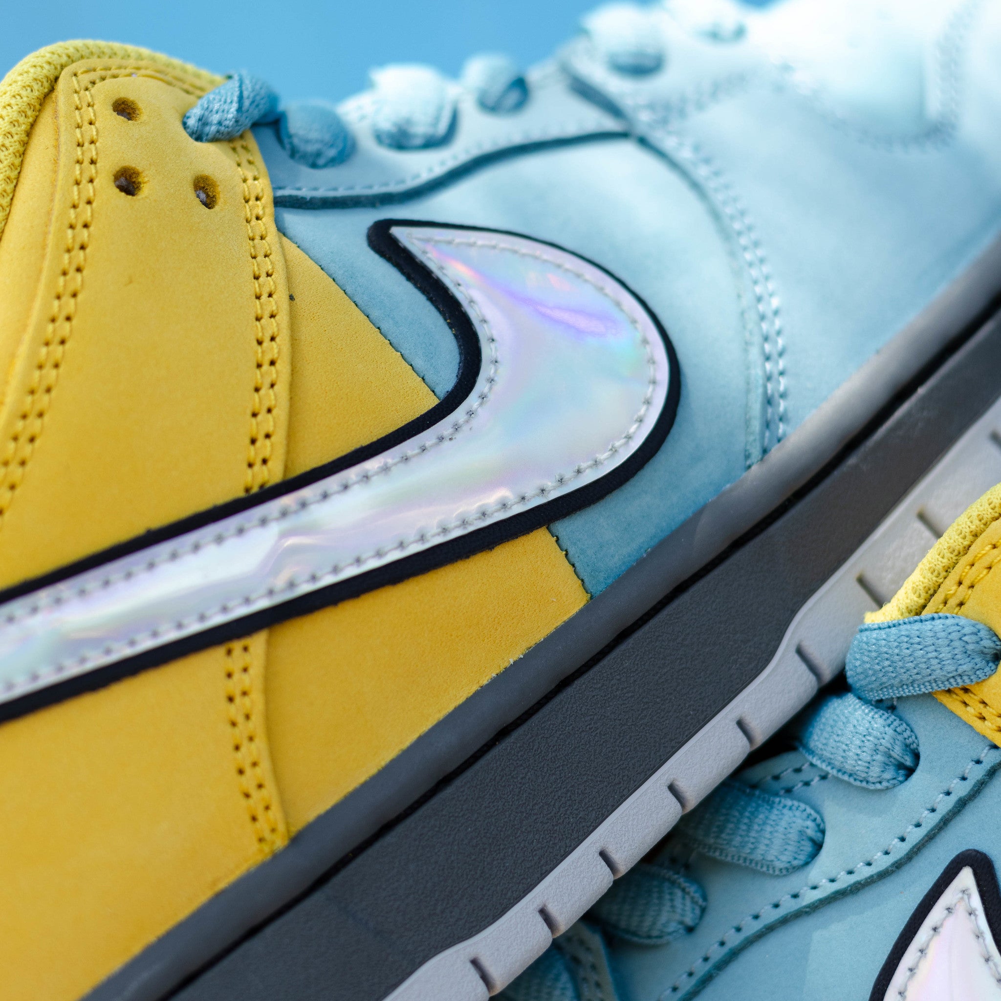 NIKE SB DUNK LOW MUNI FAST PASS LIGHTNING