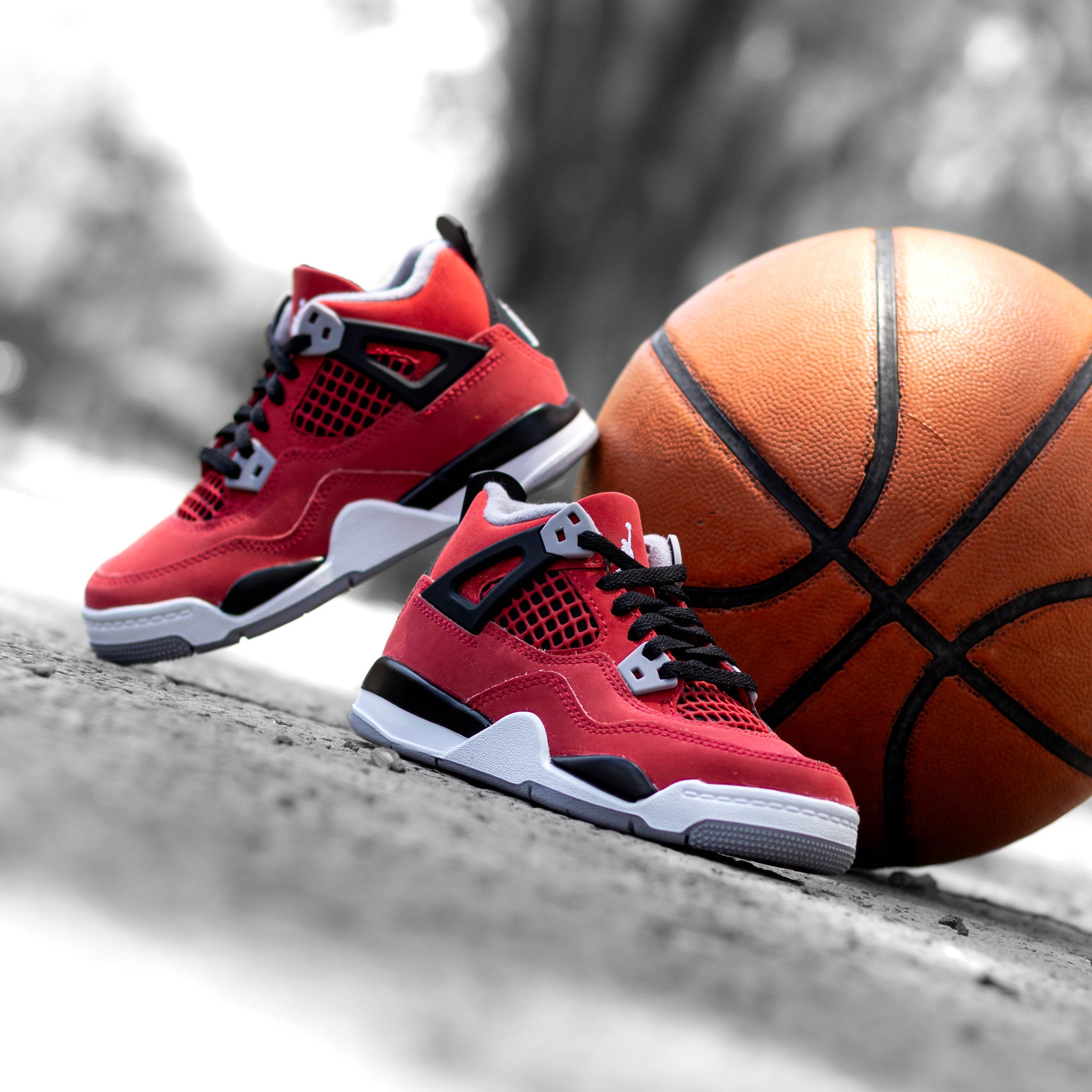 AIR JORDAN 4 TORO BRAVO PS