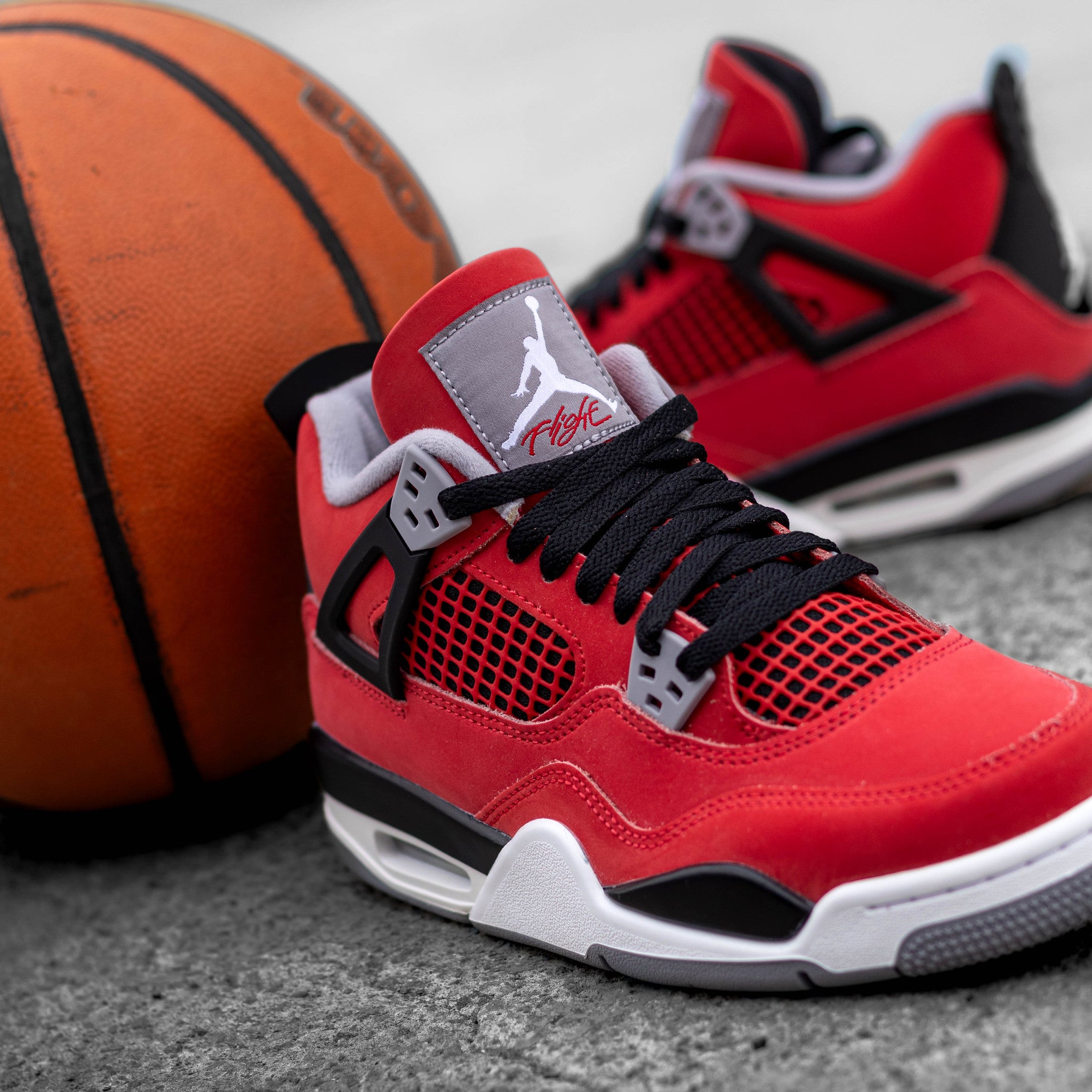 AIR JORDAN 4 TORO BRAVO GS