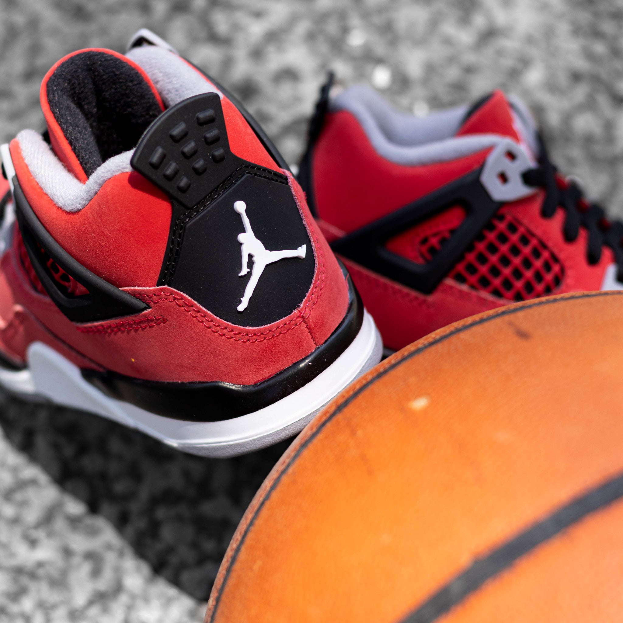 AIR JORDAN 4 TORO BRAVO PS