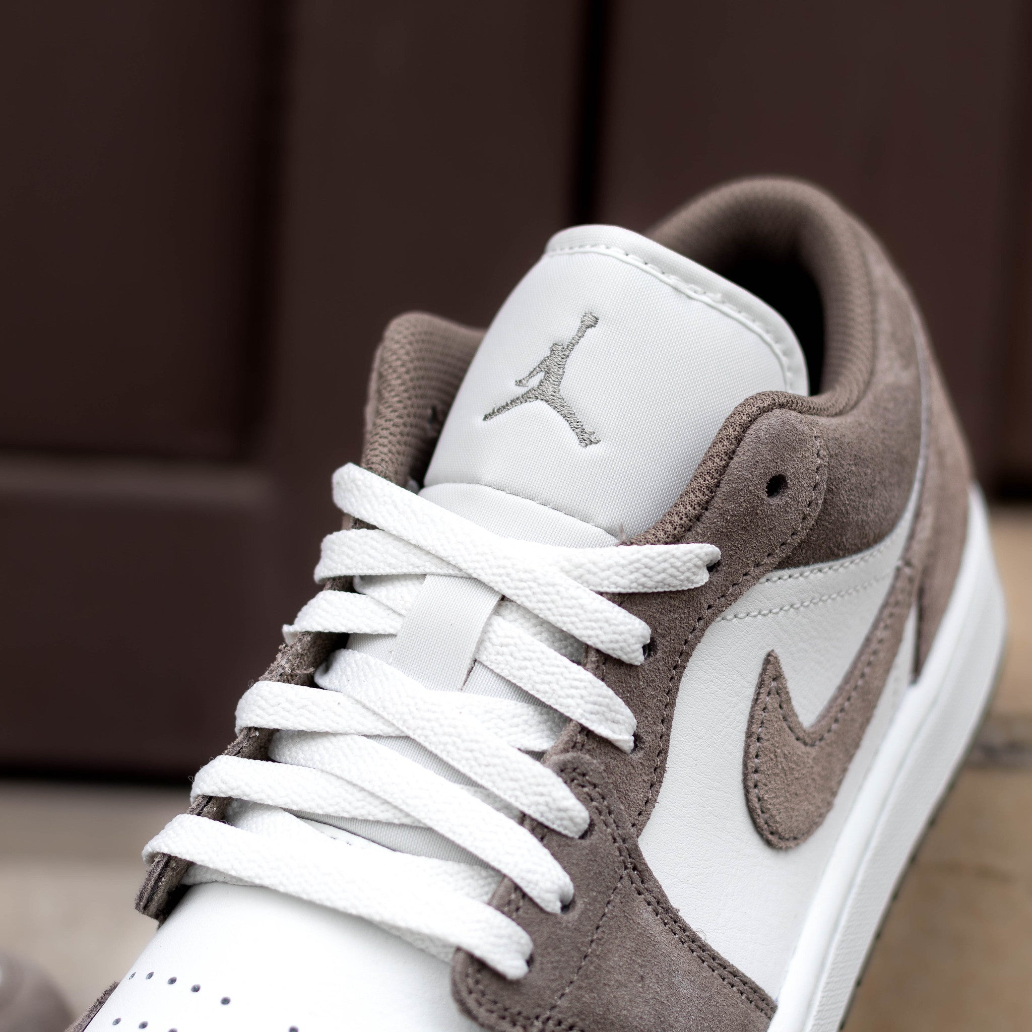 AIR JORDAN 1 LOW OLIVE GREY