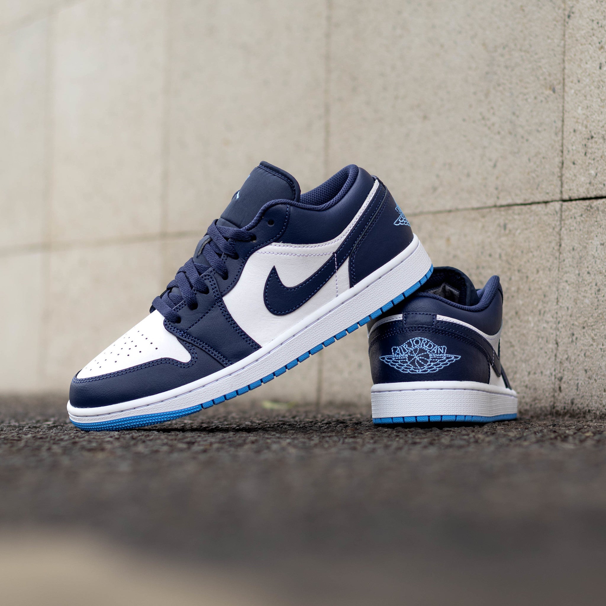 AIR JORDAN 1 LOW NAVY BLUE