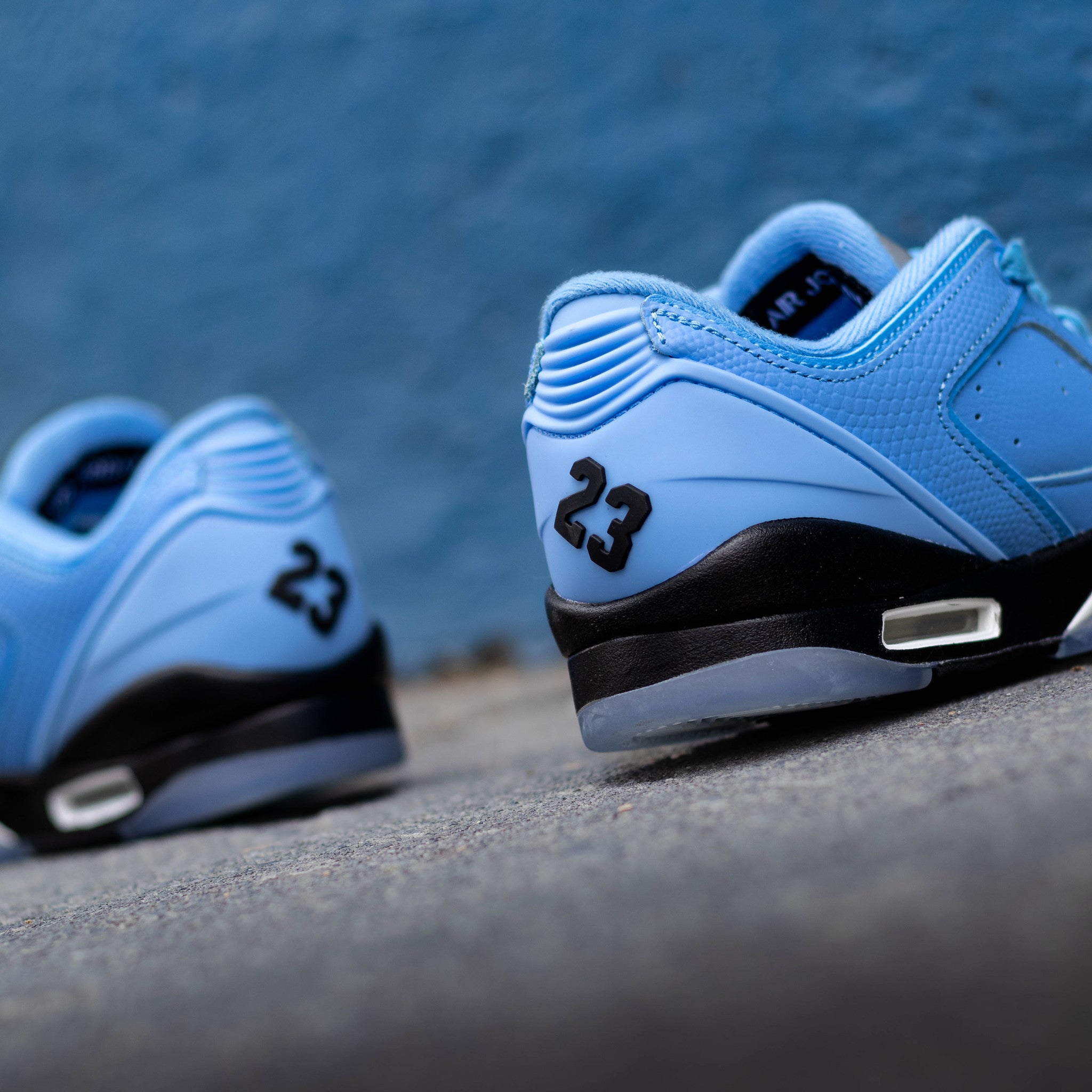 JORDAN SIXTY PLUS LOW UNIVERSITY BLUE GS