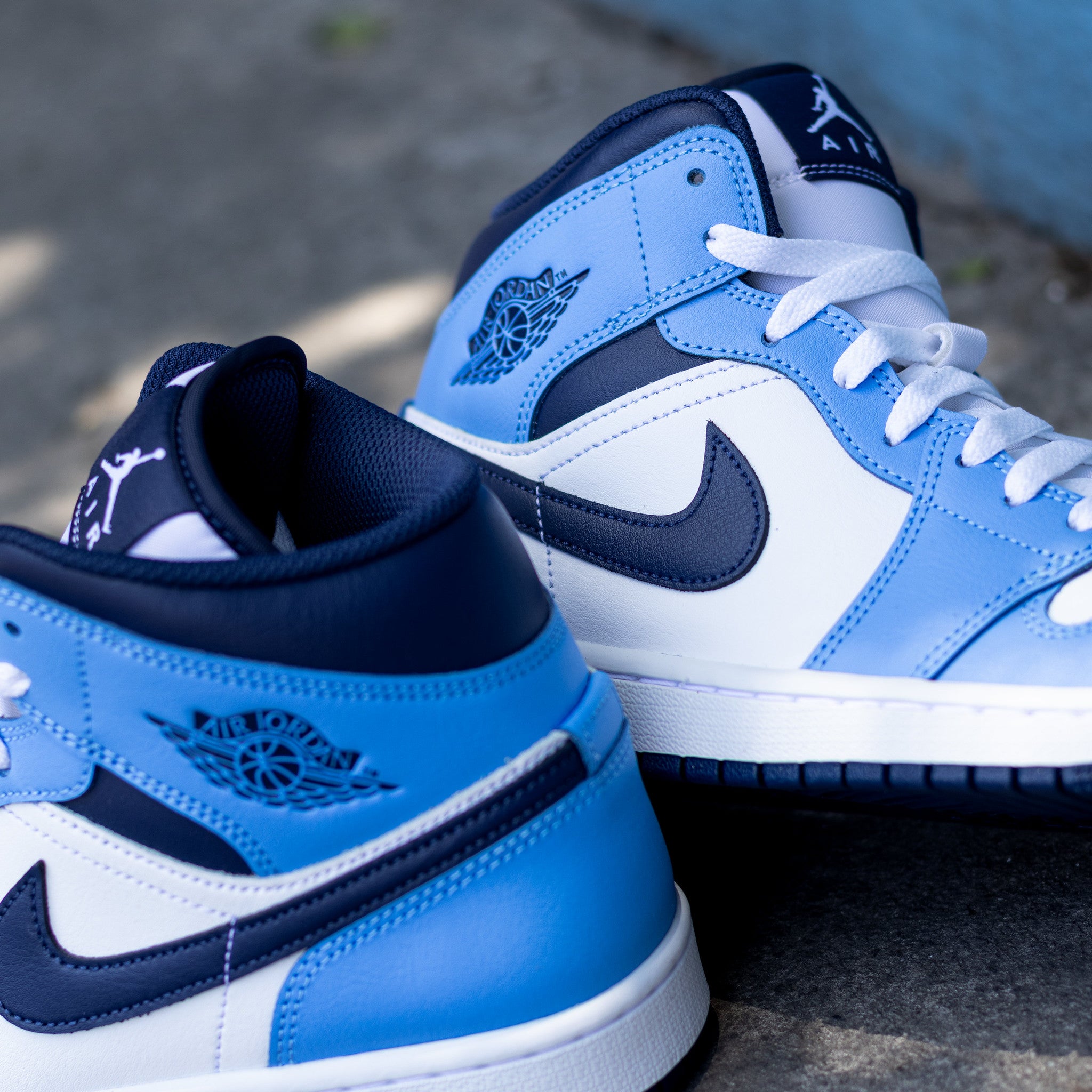 AIR JORDAN 1 MID UNC NAVY