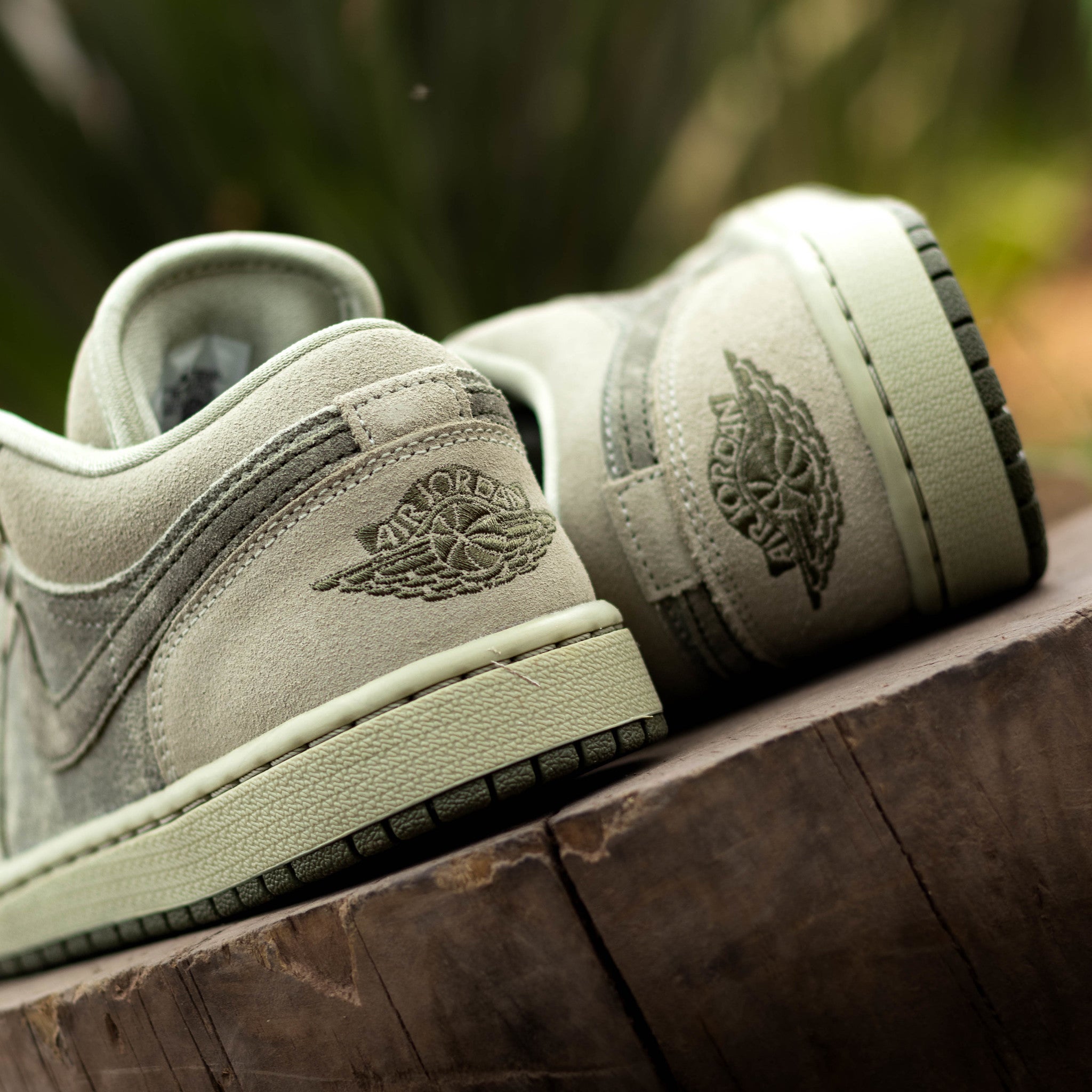 AIR JORDAN 1 LOW SPRUCE FOG W