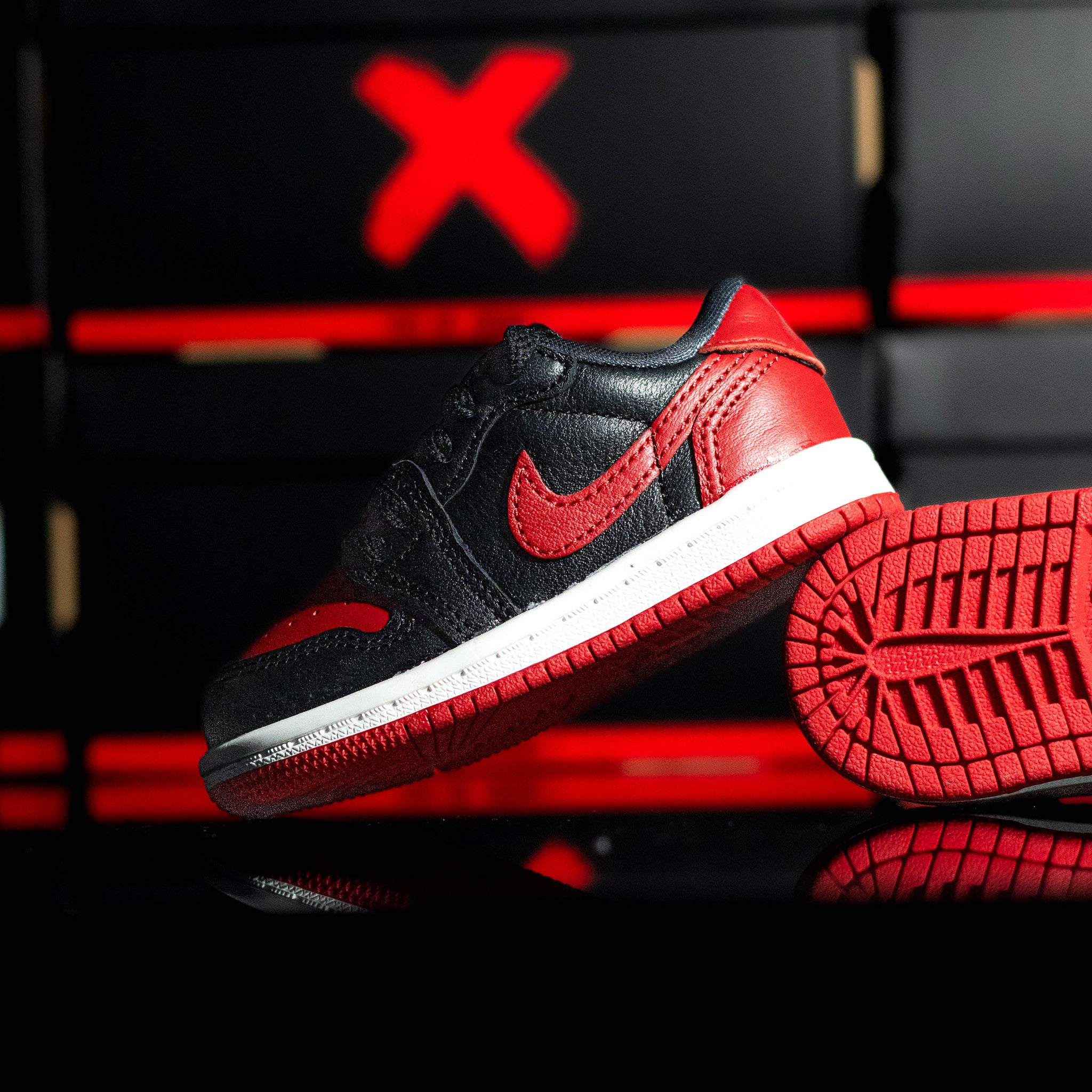 AIR JORDAN 1 LOW BANNED TD