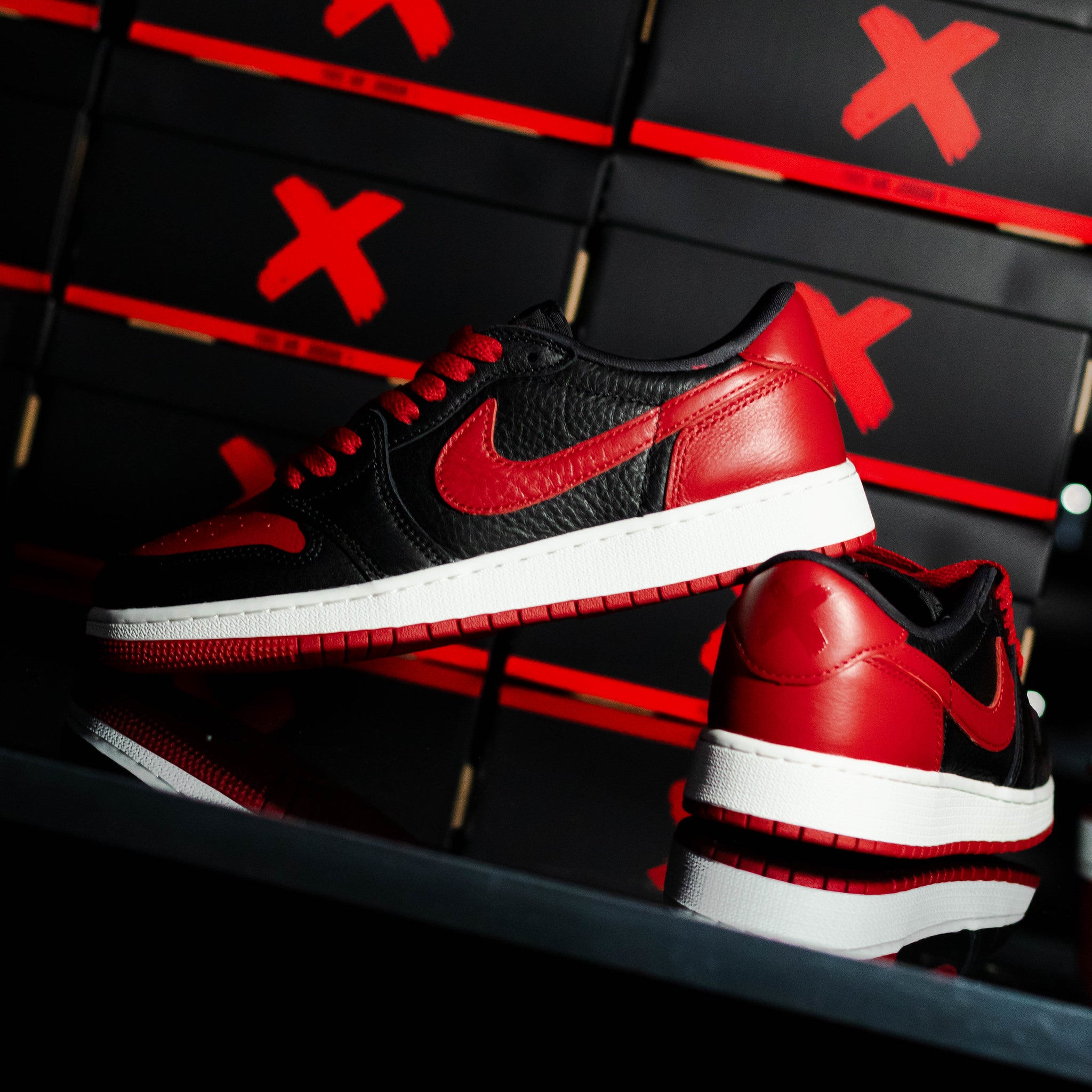AIR JORDAN 1 LOW BANNED GS