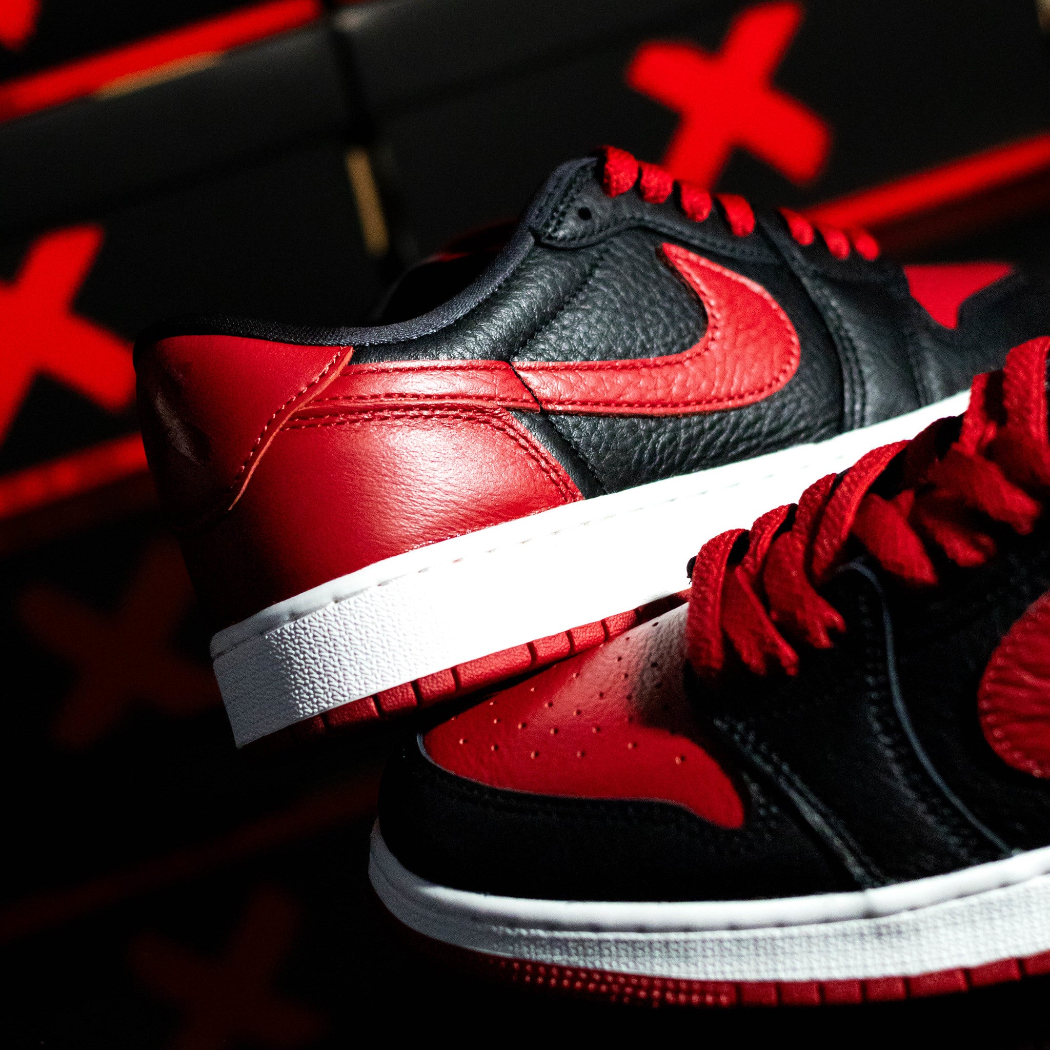 AIR JORDAN 1 LOW BANNED GS