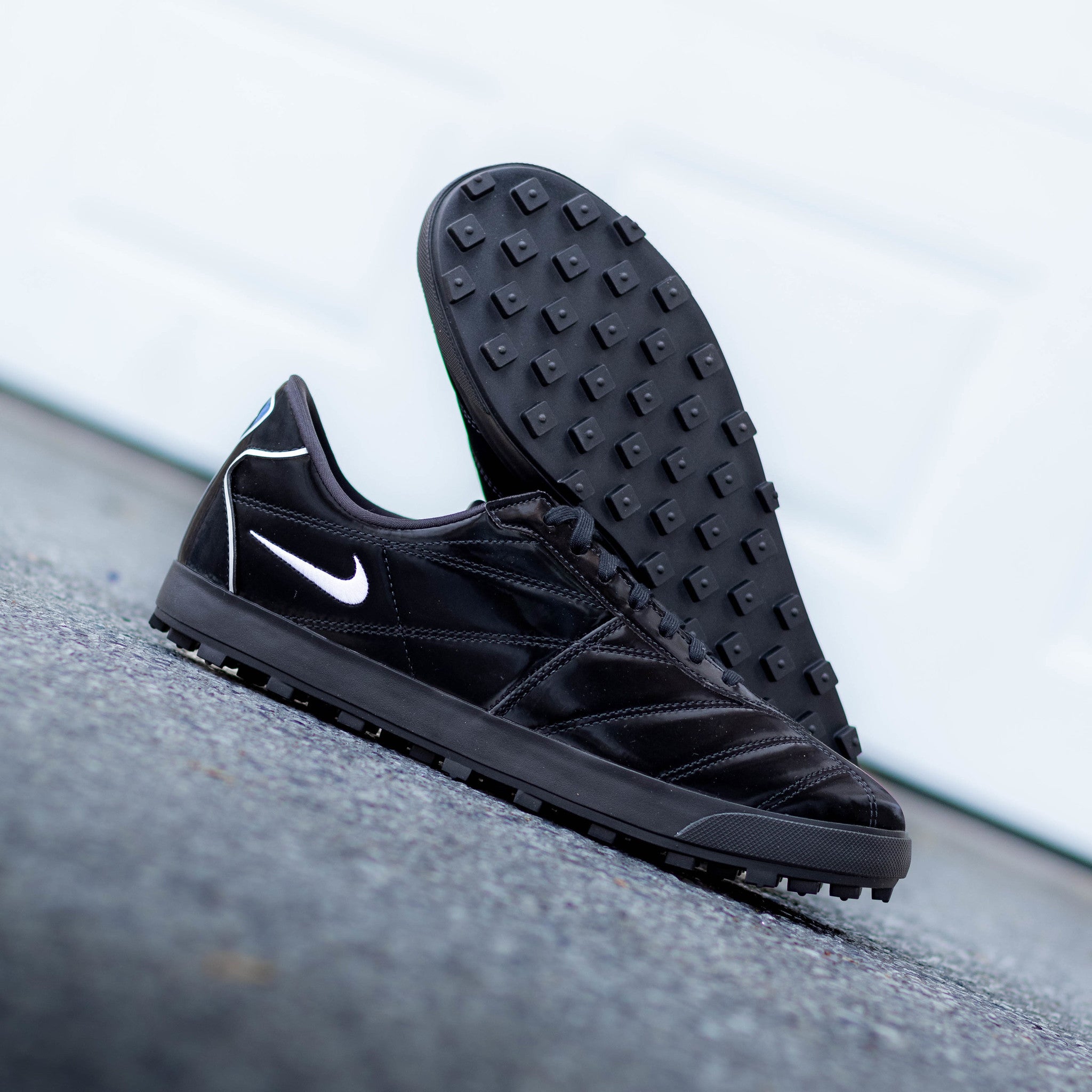 NIKE ASTROGRABBER  BLACK IRI