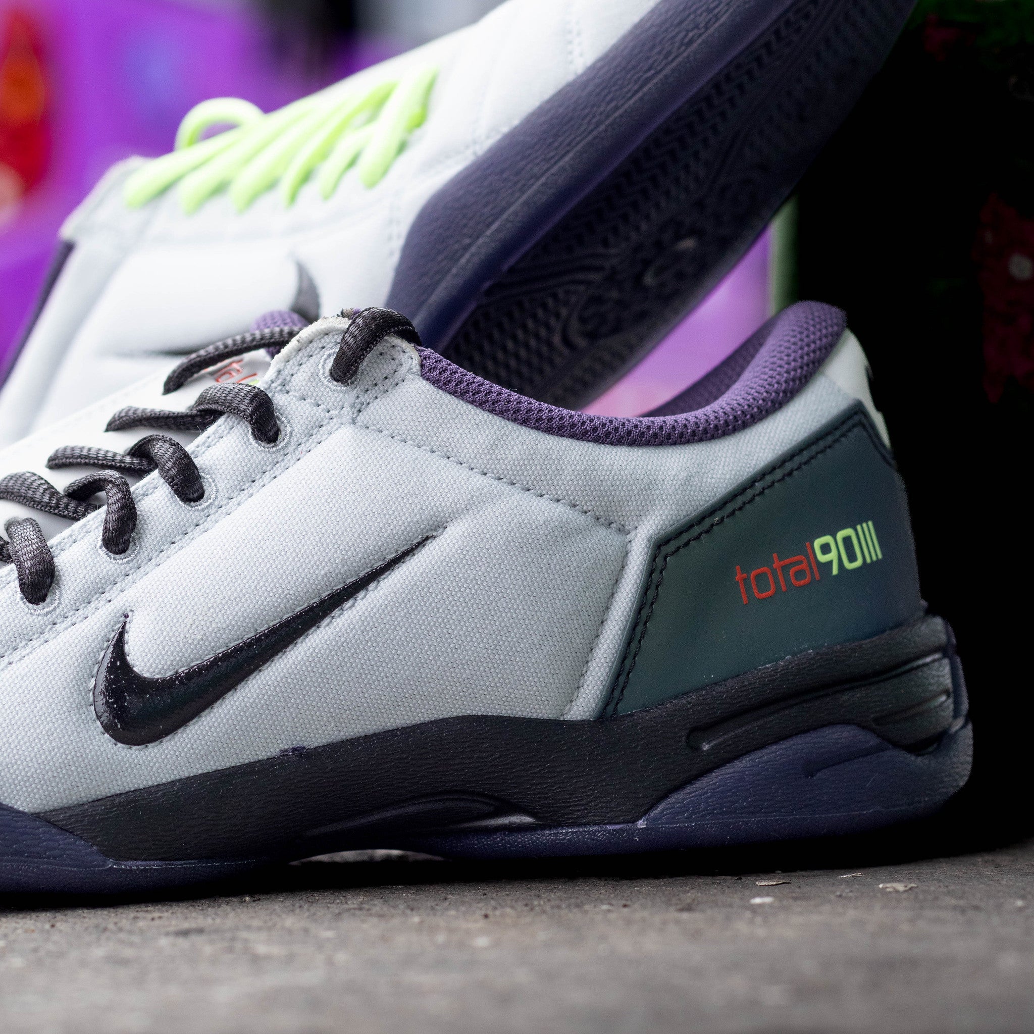 NIKE TOTAL 90 BARBED WIRE WHITE