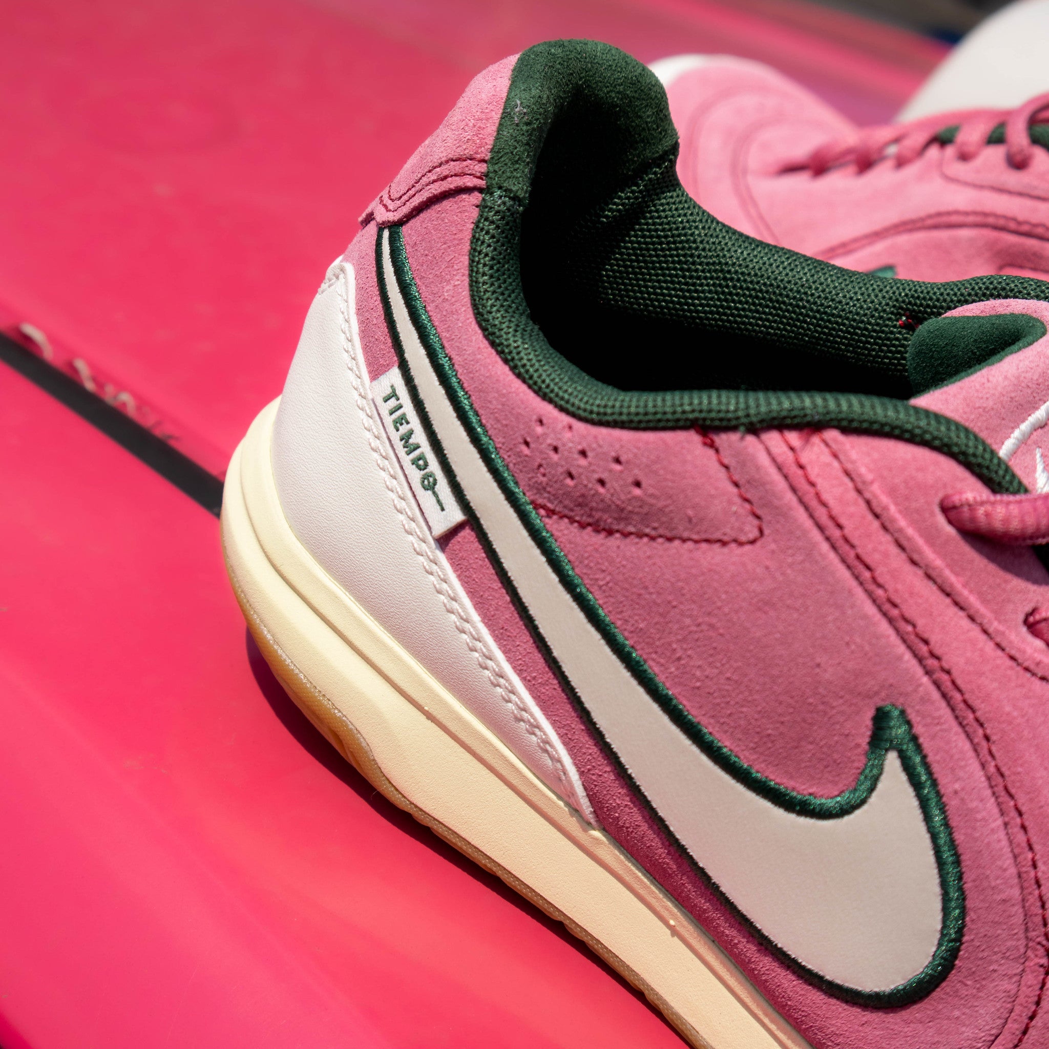 NIKE TIEMPO STREET GATO MEXICO PEONY