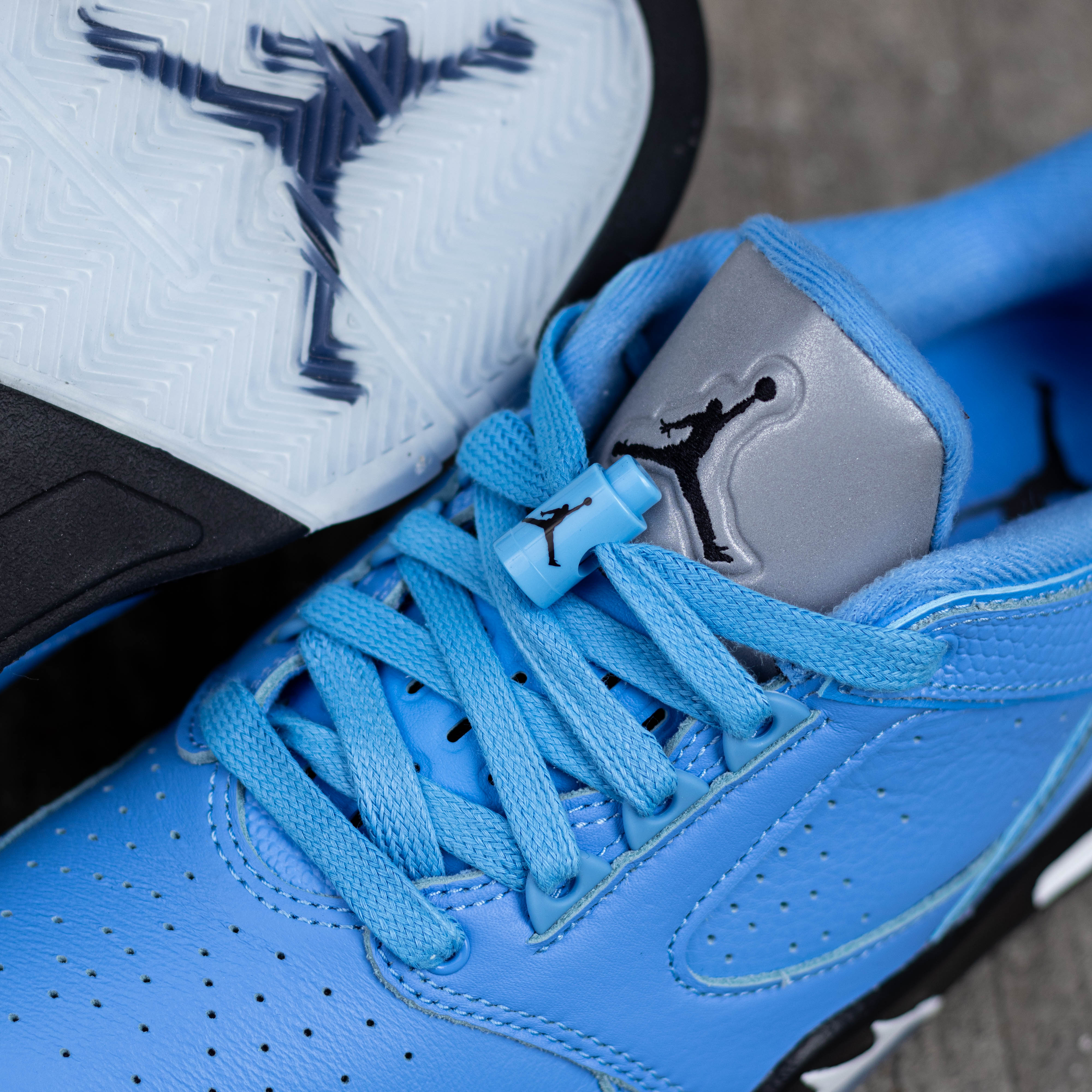 JORDAN SIXTY PLUS LOW UNIVERSITY BLUE