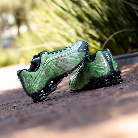 NIKE SHOX R4 NOBLE GREEN