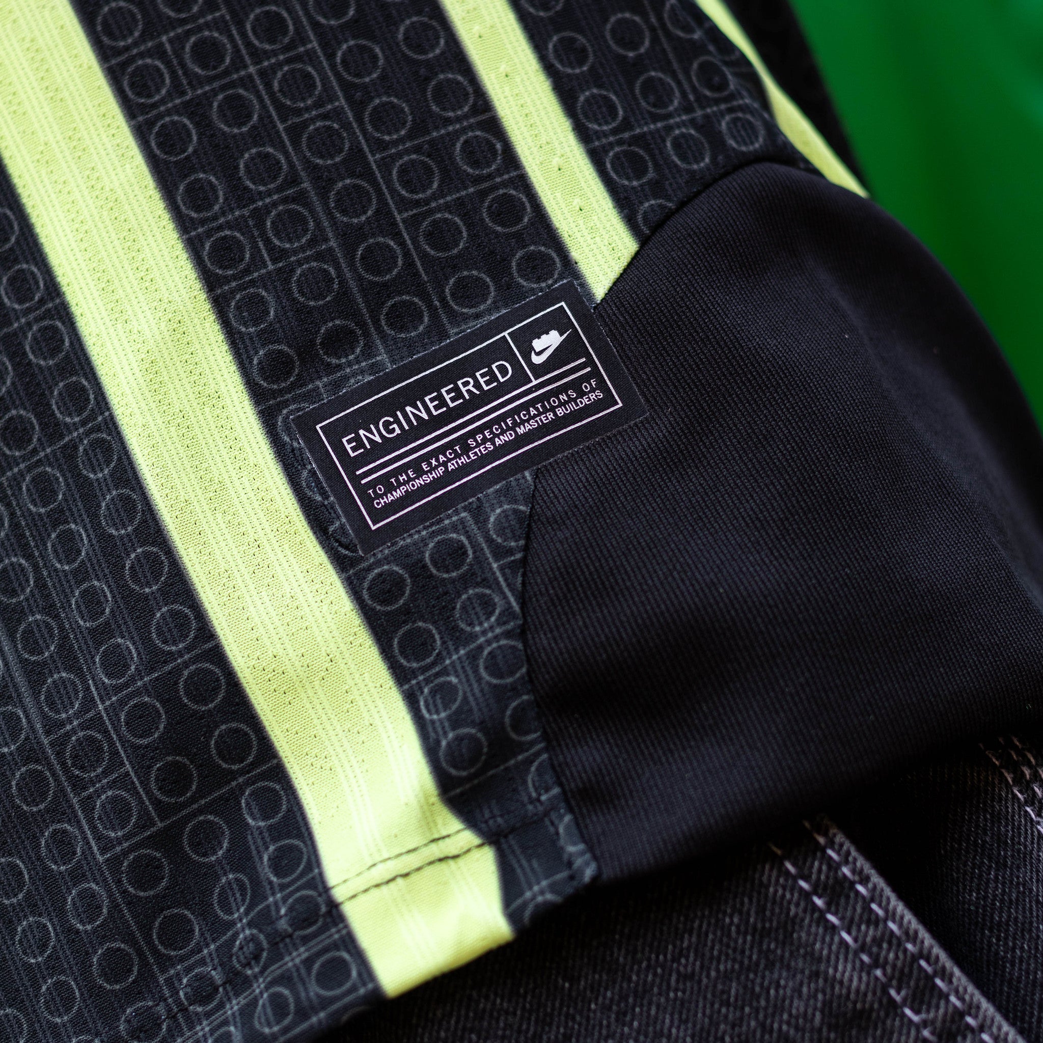 NIKE X LEGO JERSEY AEROFIT BLACK LIME KIDS