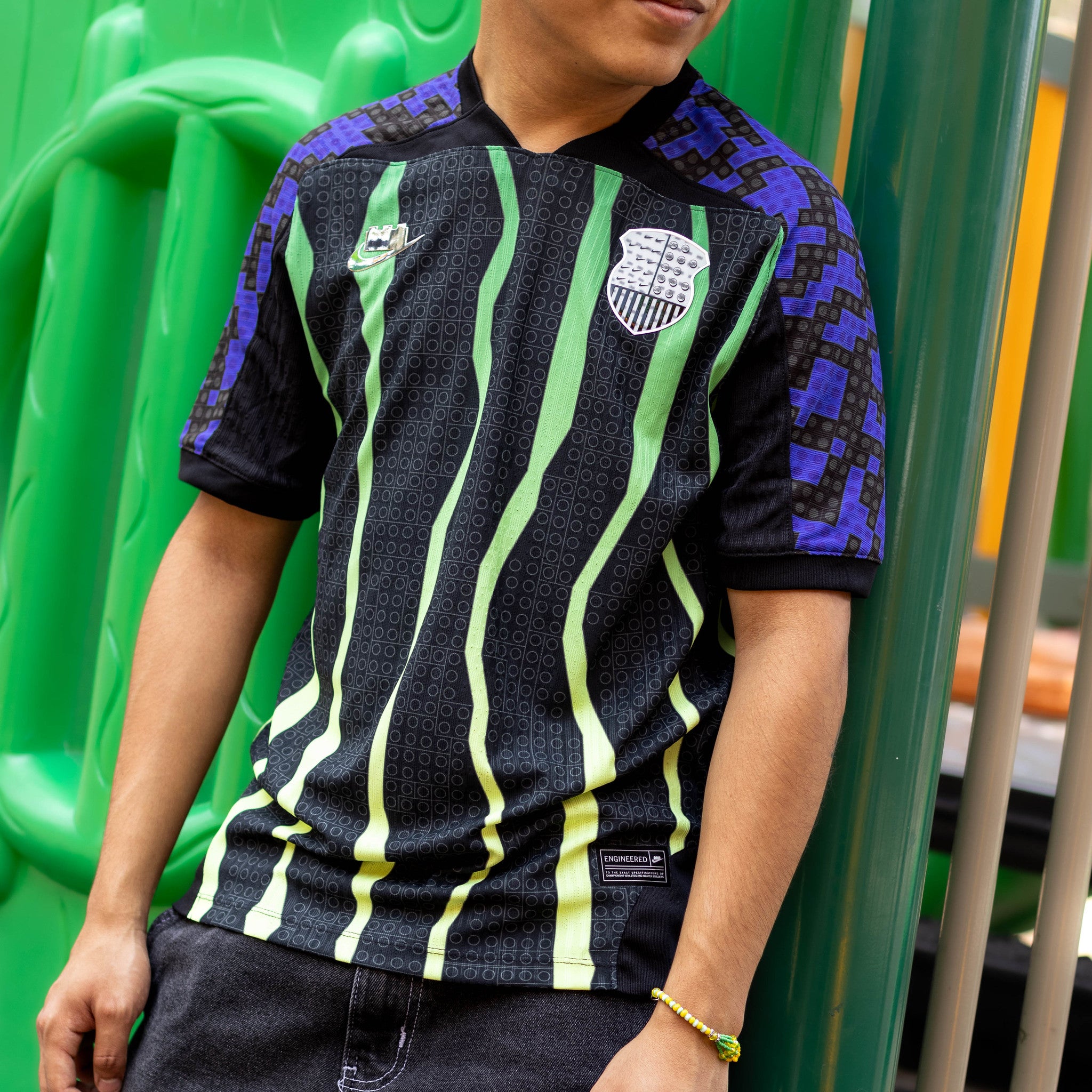 NIKE X LEGO JERSEY AEROFIT BLACK LIME KIDS