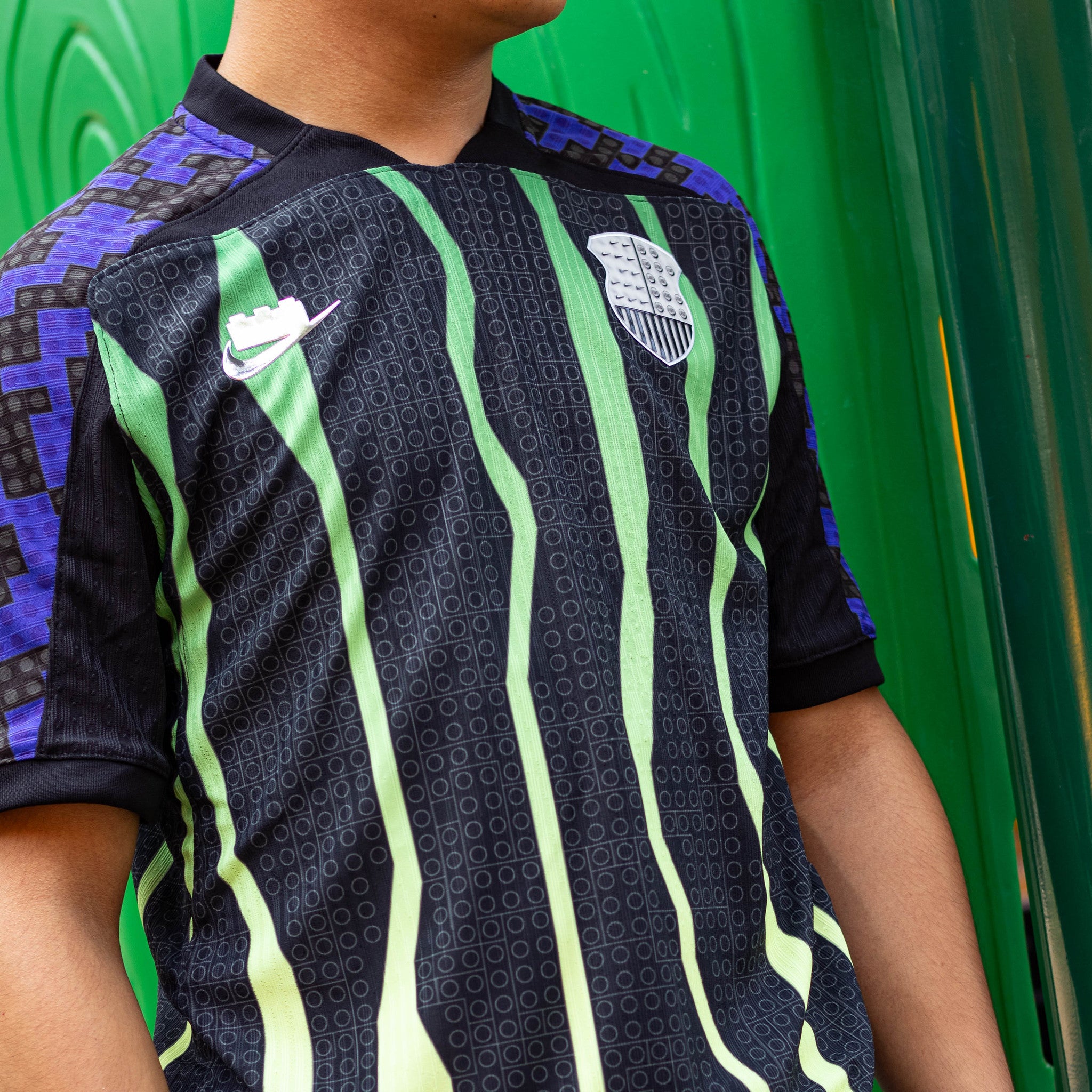 NIKE X LEGO JERSEY AEROFIT BLACK LIME KIDS