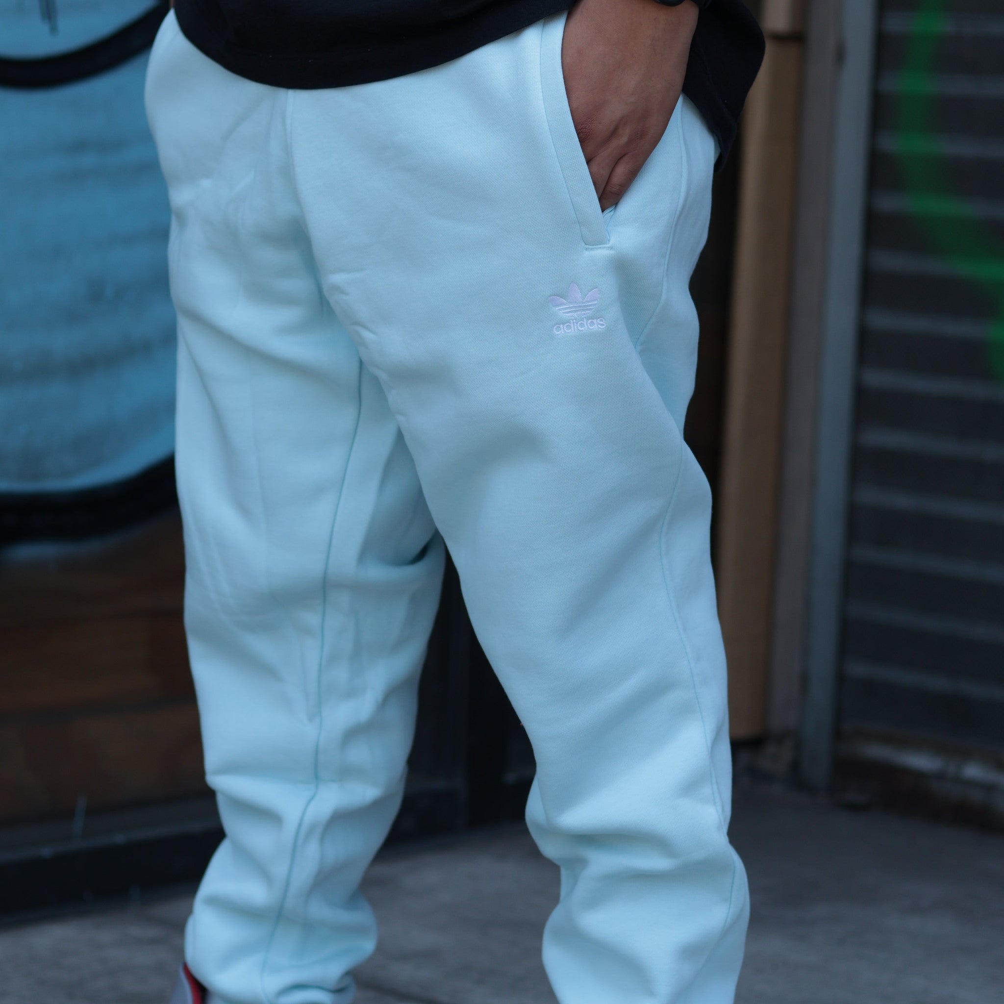 ADIDAS PANTS SAIL
