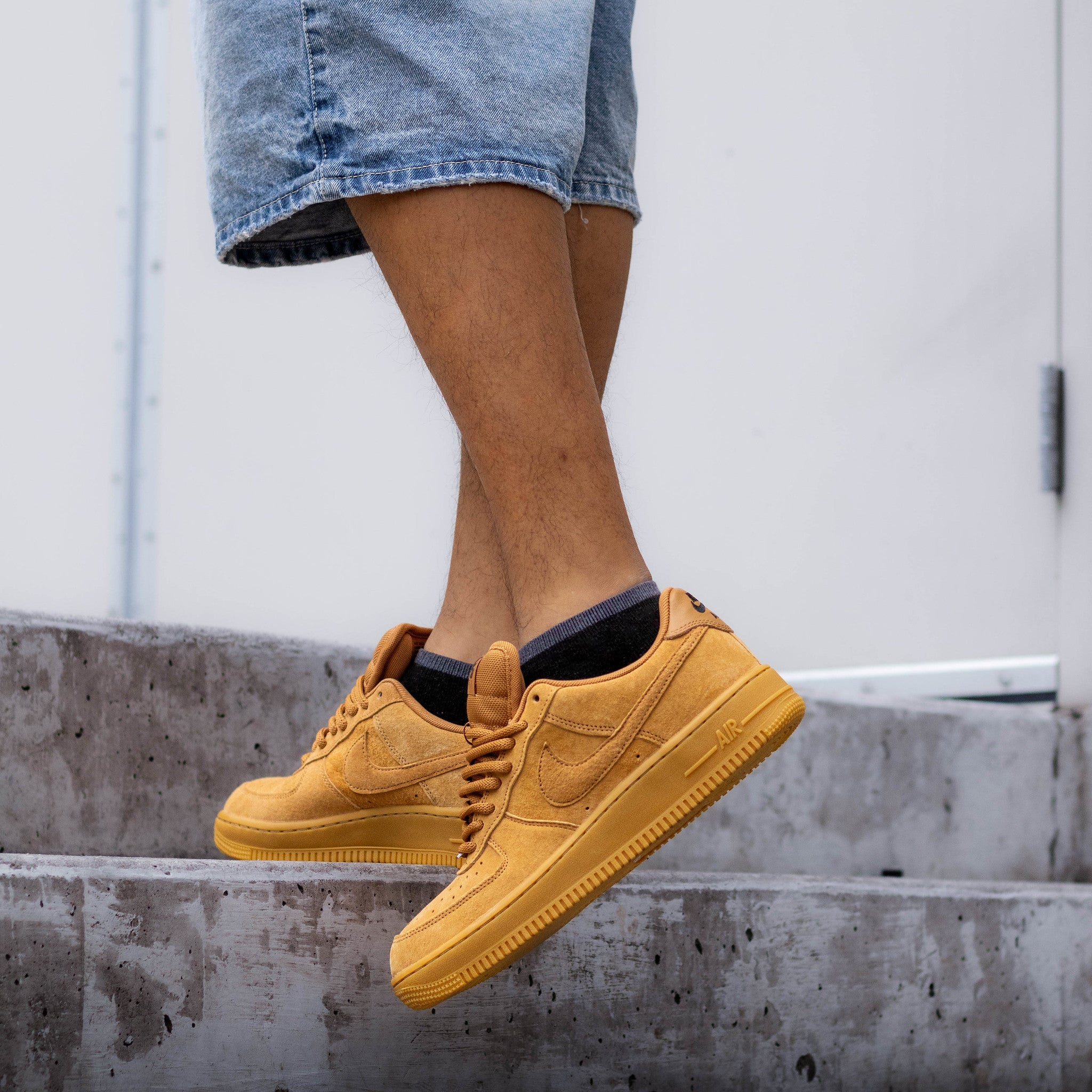 NIKE SB AIR FORCE ONE FLAX