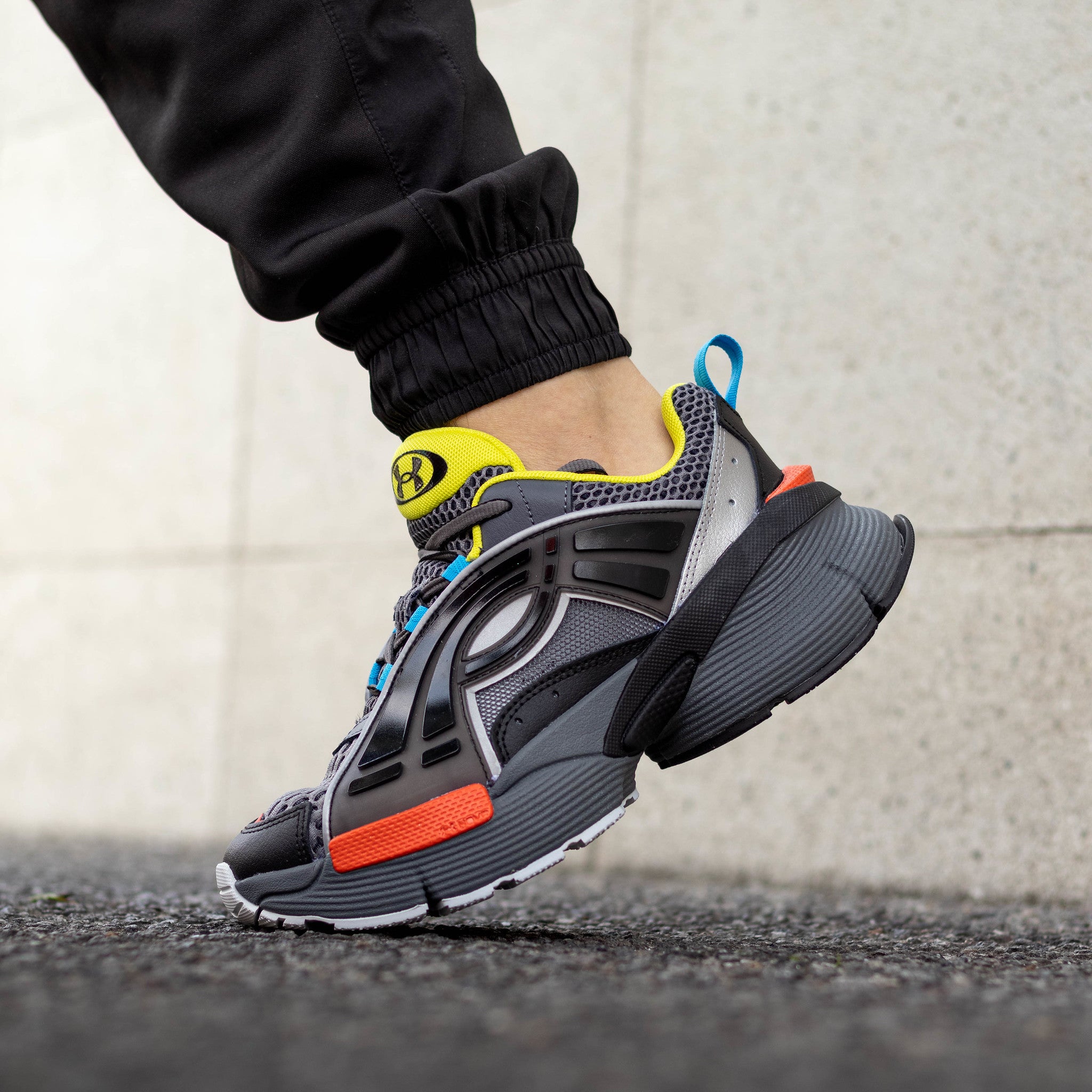 UA Arc 96 GRY