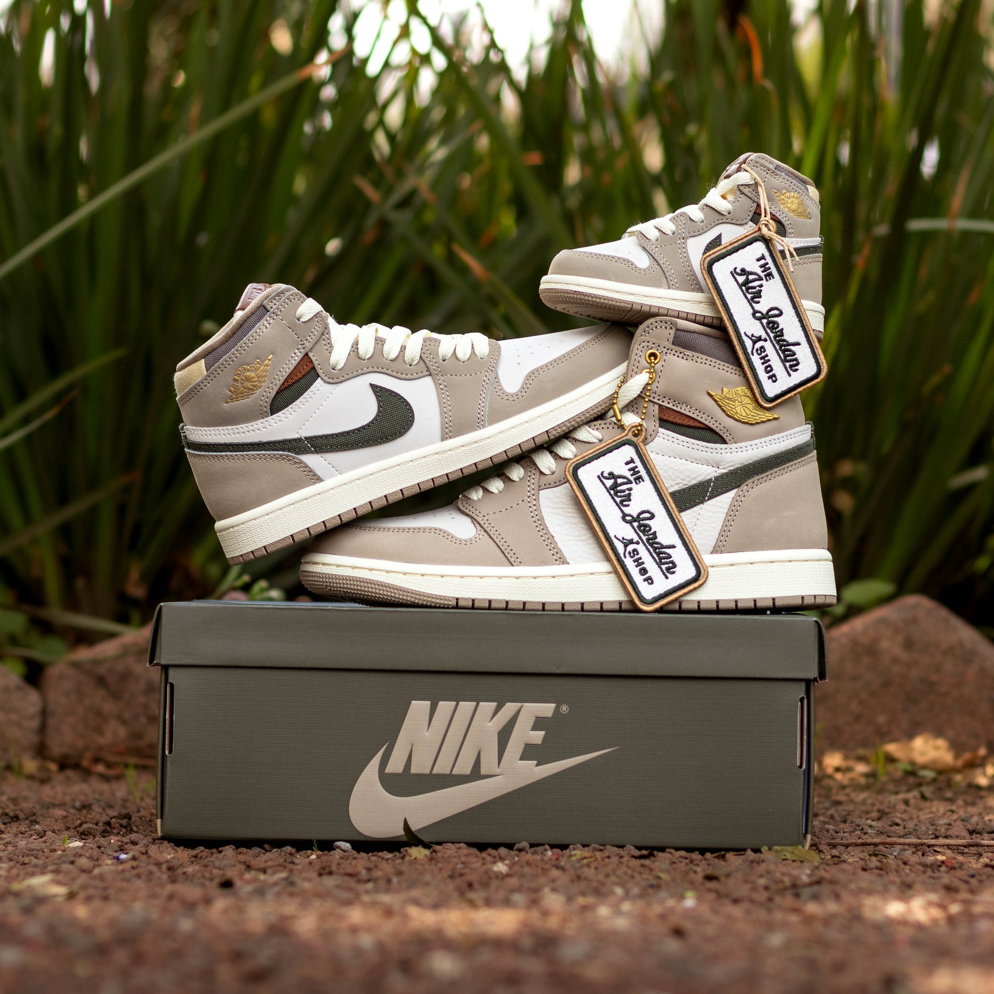 AIR JORDAN 1 HIGH KHAKI W