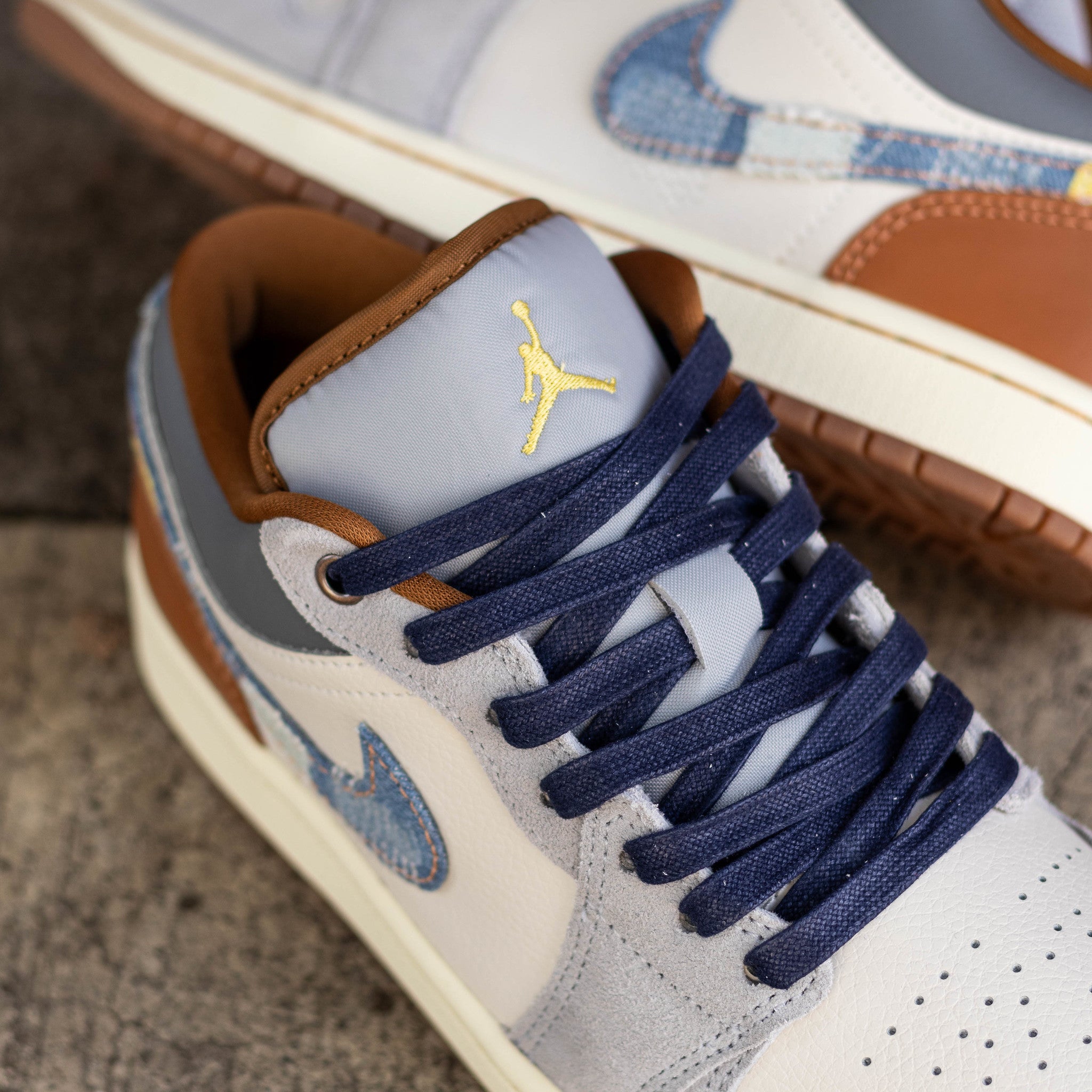 AIR JORDAN 1 LOW PHANTOM DENIM