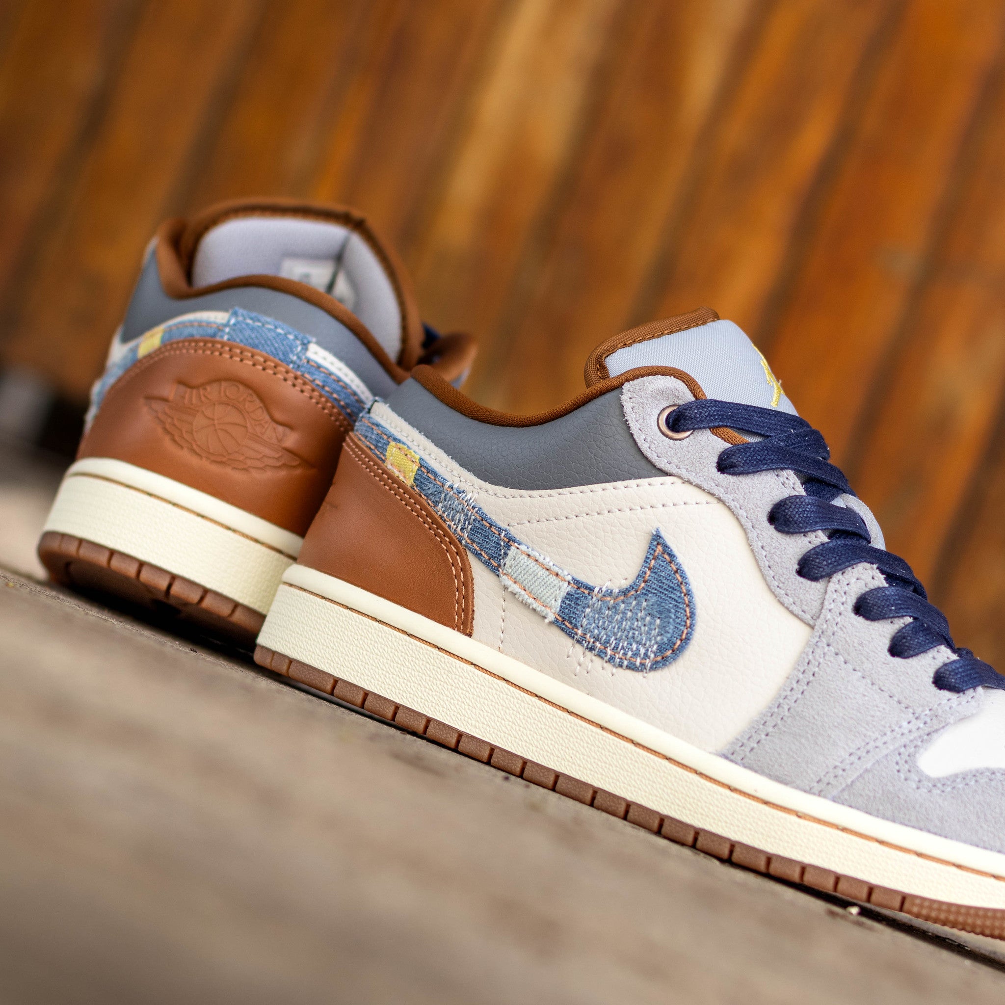 AIR JORDAN 1 LOW PHANTOM DENIM