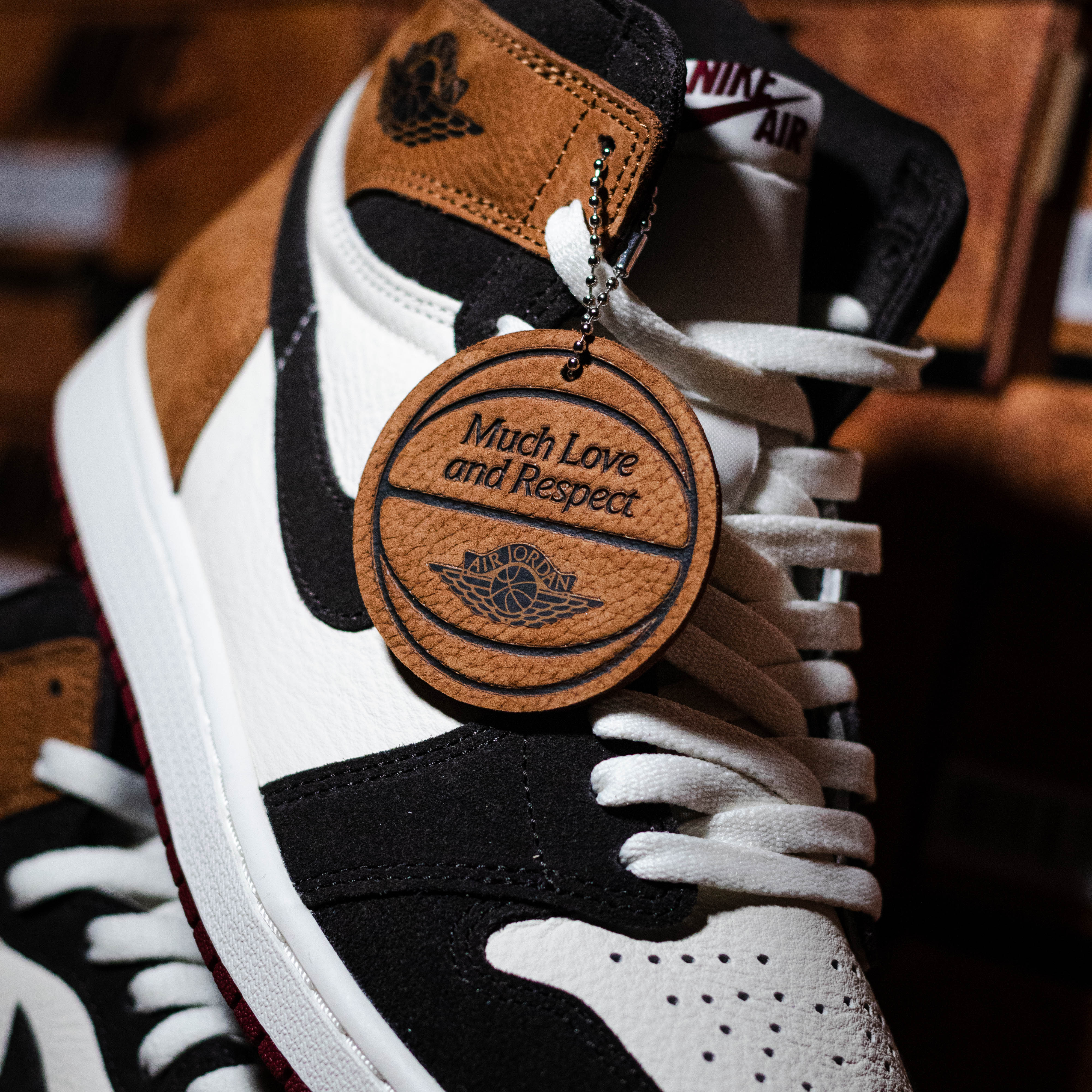 AIR JORDAN 1 HIGH LOVE LETTER