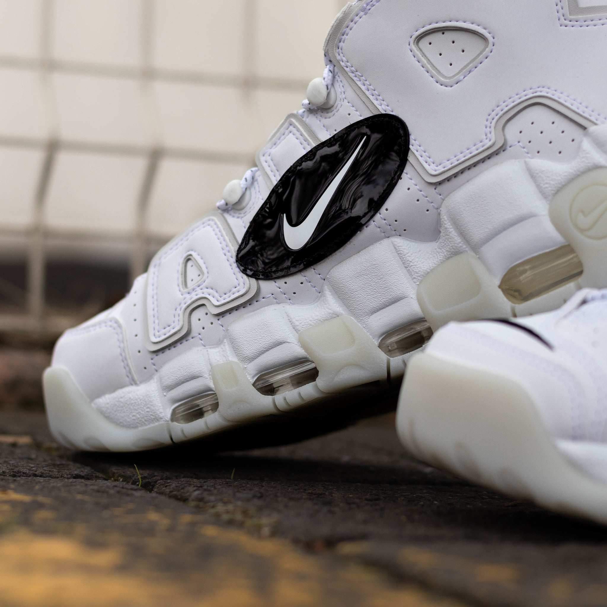 NIKE AIR MORE UPTEMPO 96 WHITE COPY PASTE
