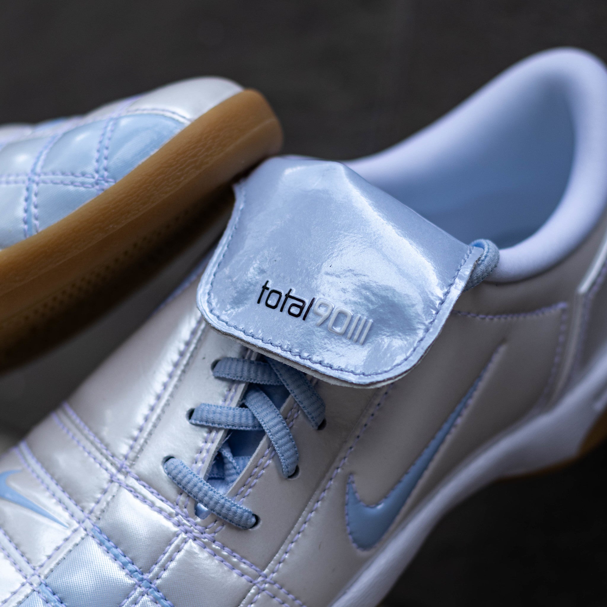 NIKE TOTAL 90 BLUE WHITE GUM W