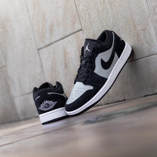 AIR JORDAN 1 LOW BLACK SMOKE GREY