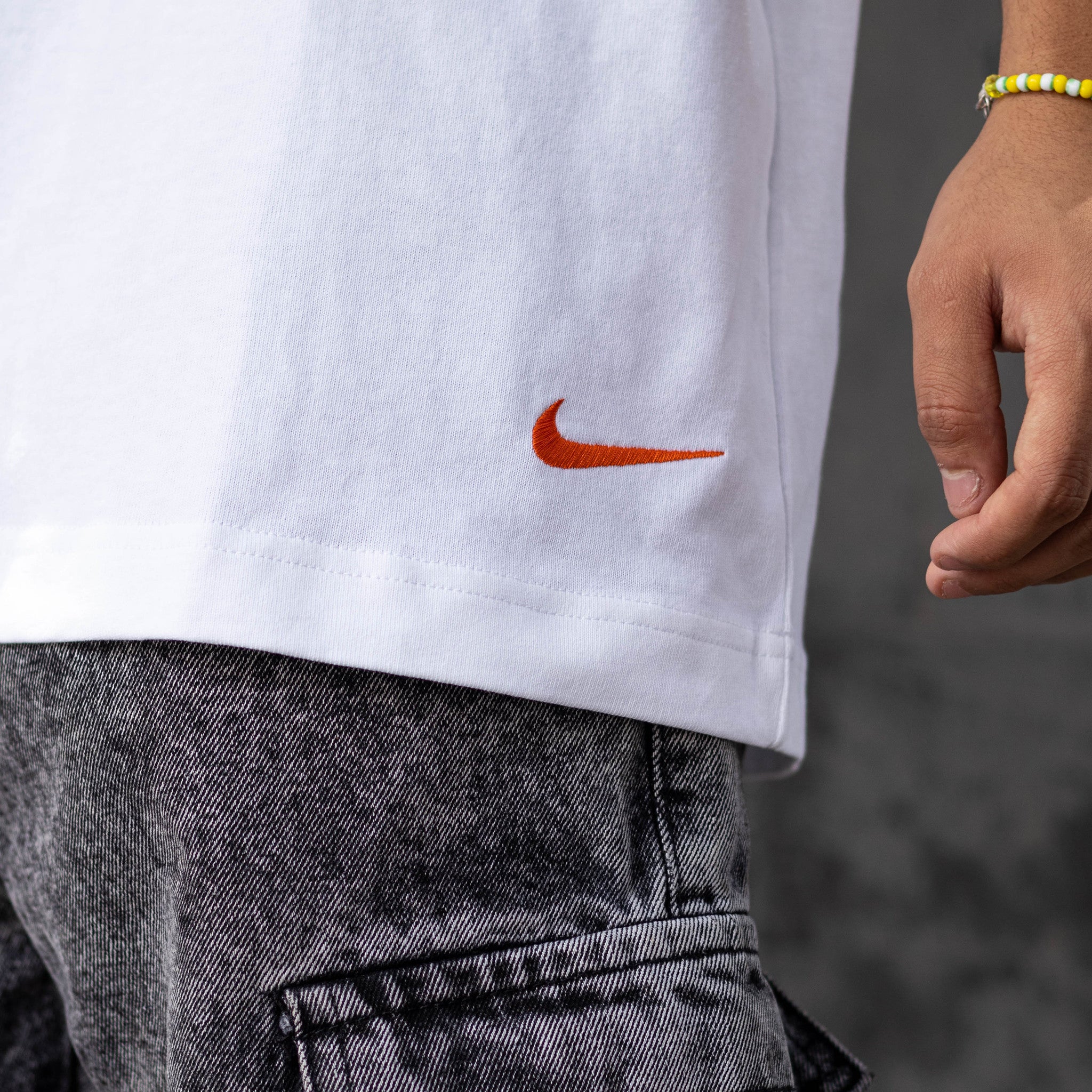 NIKE TEE HAND ARGHH WHITE