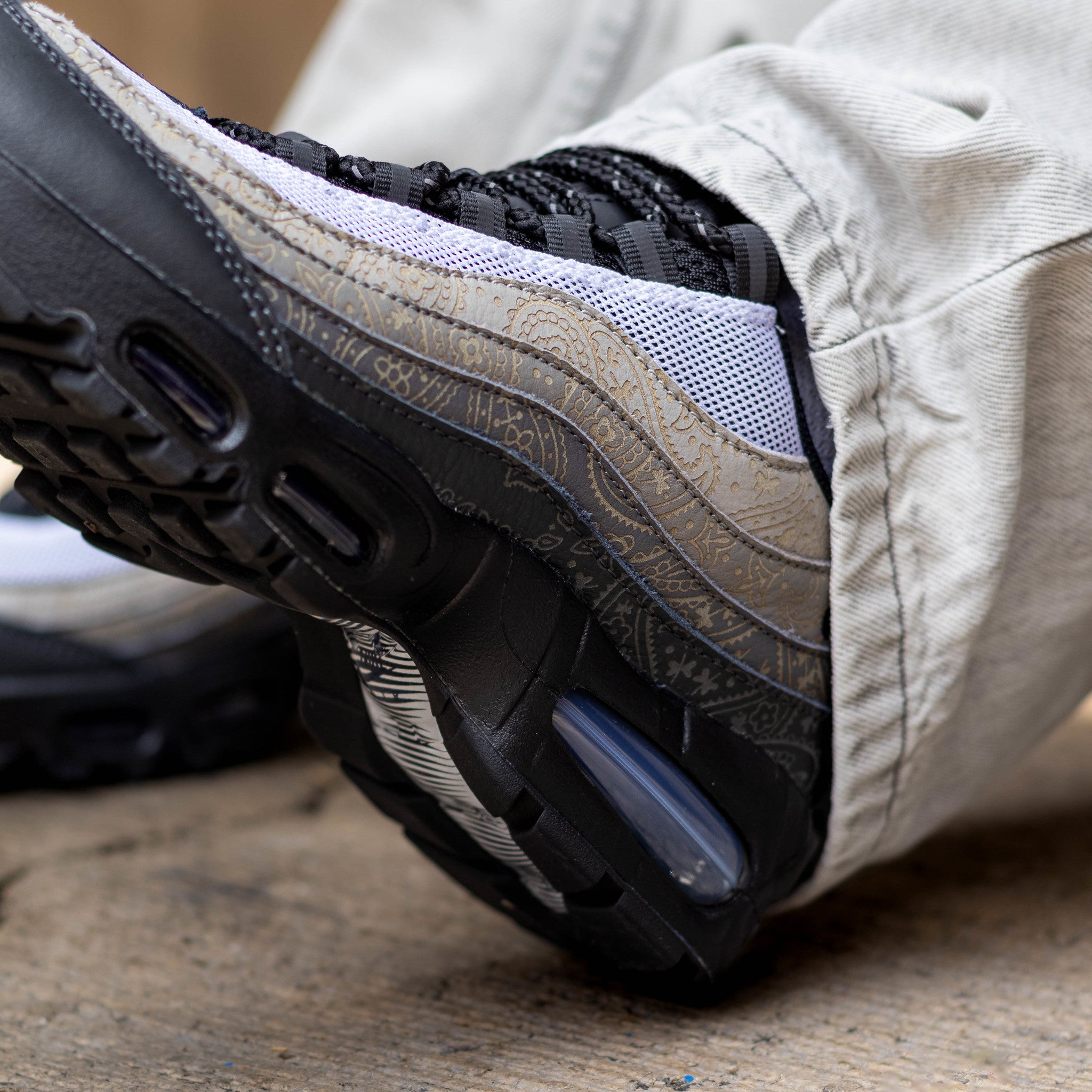 NIKE AIR MAX 95 BIG BUBBLE LASER PAISLEY