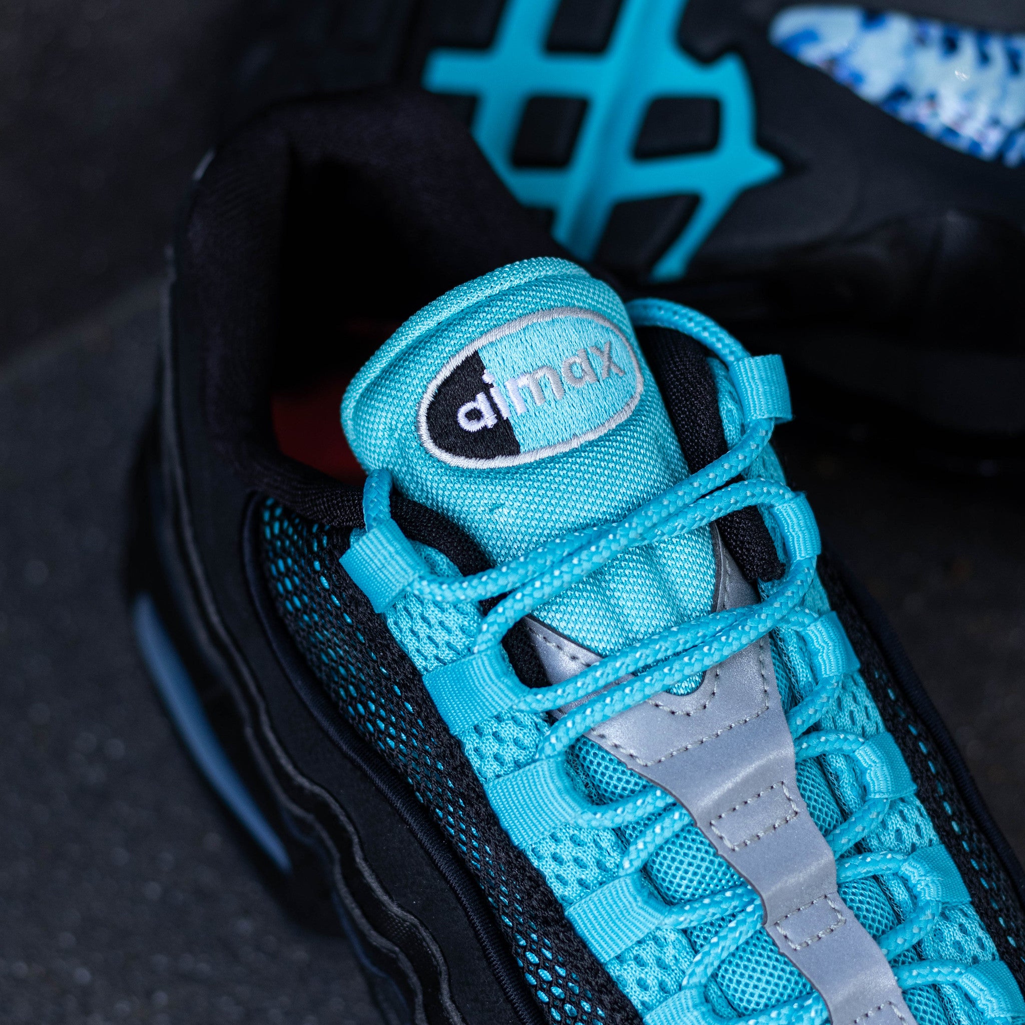 NIKE AIR MAX 95 BIG BUBBLE SCORPION