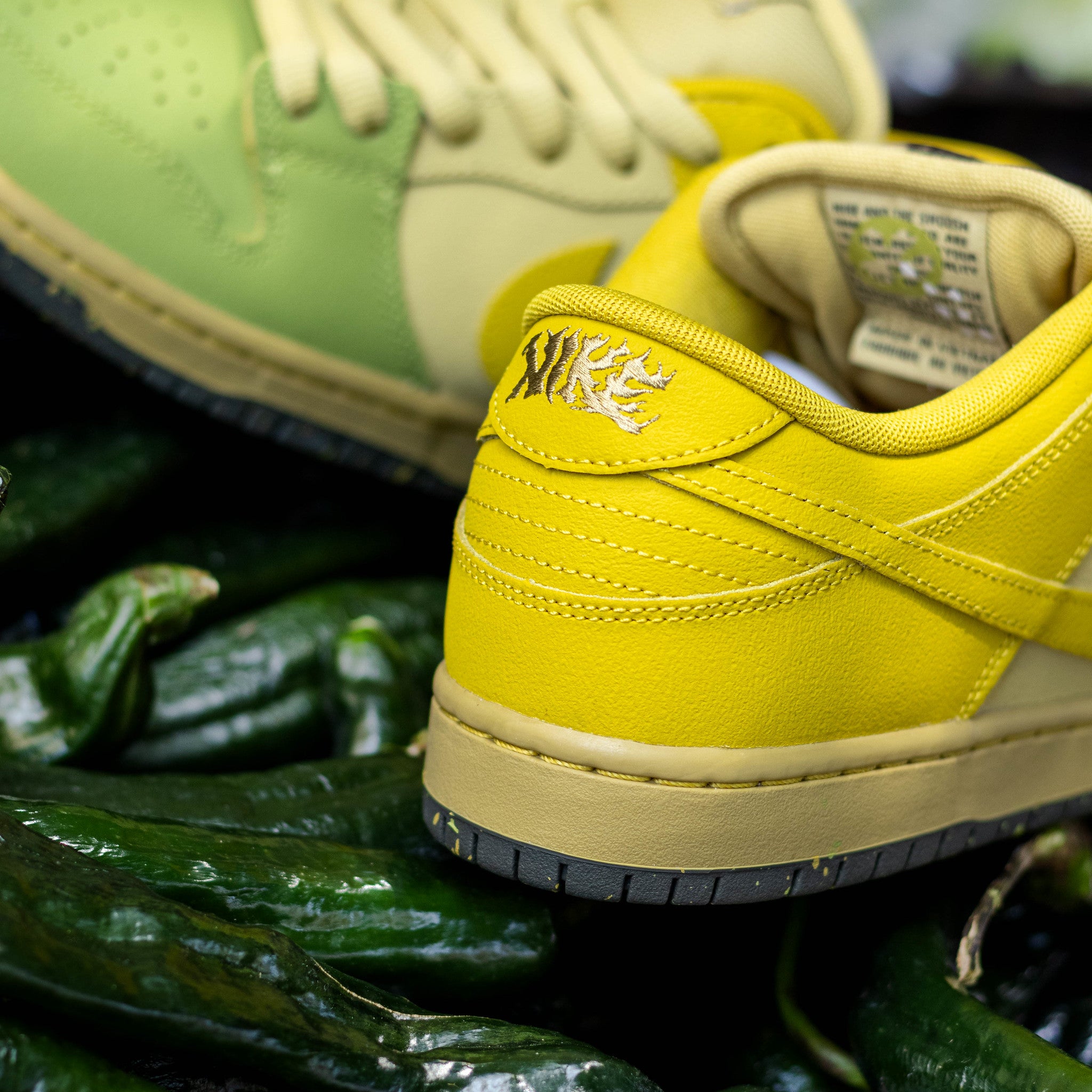 NIKE SB DUNK LOW SAFFRON QUARTZ AND PEAR
