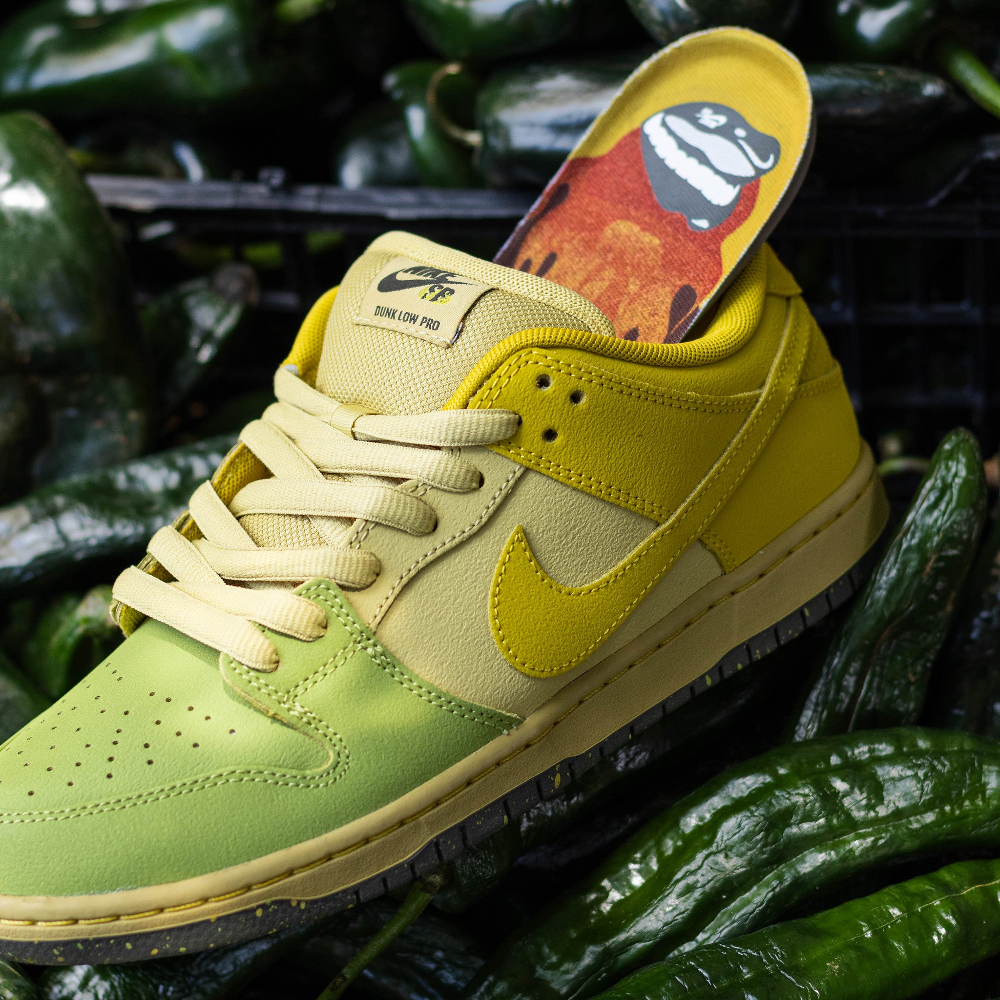 NIKE SB DUNK LOW SAFFRON QUARTZ AND PEAR