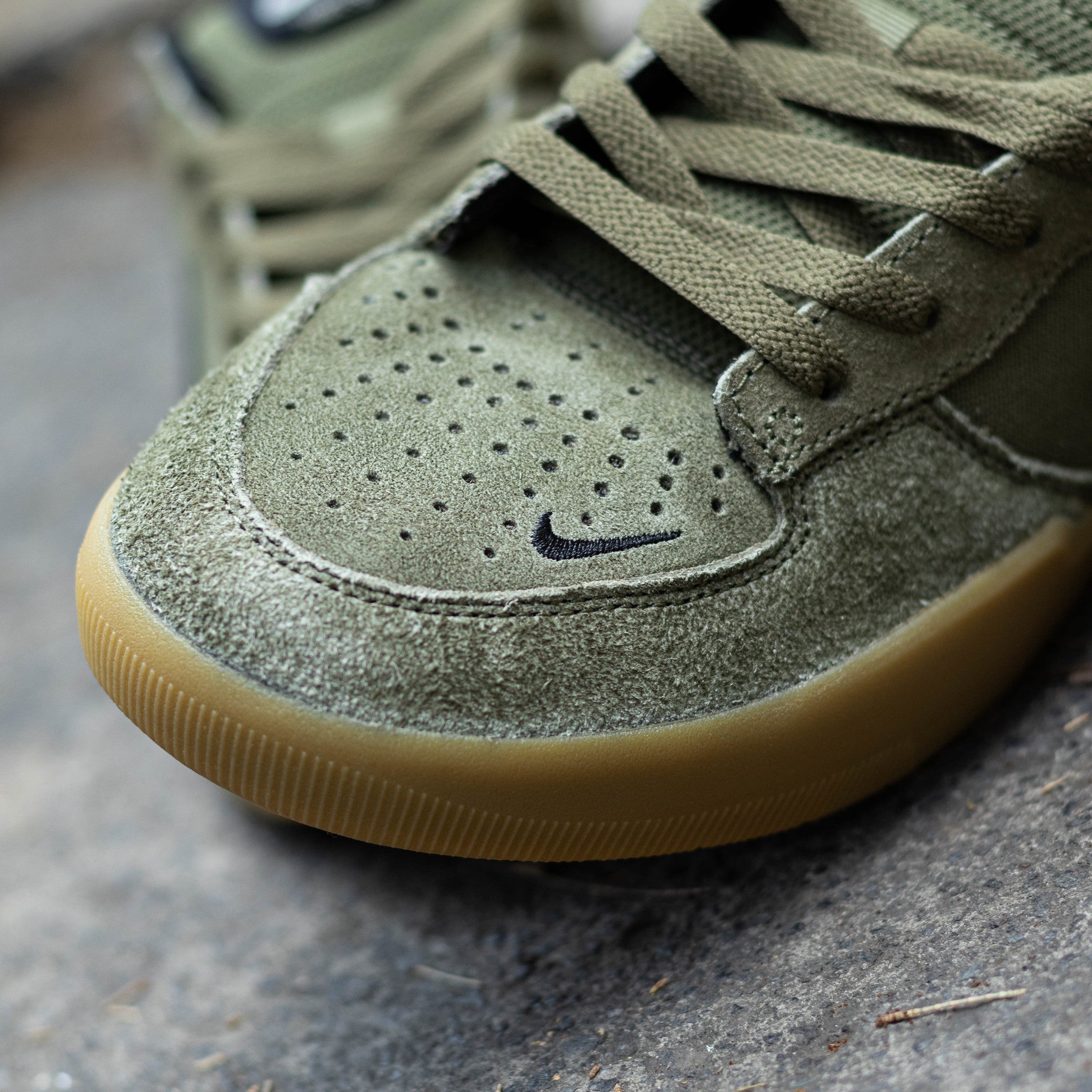 NIKE SB FORCE 58 MEDIUM OLIVE GUM