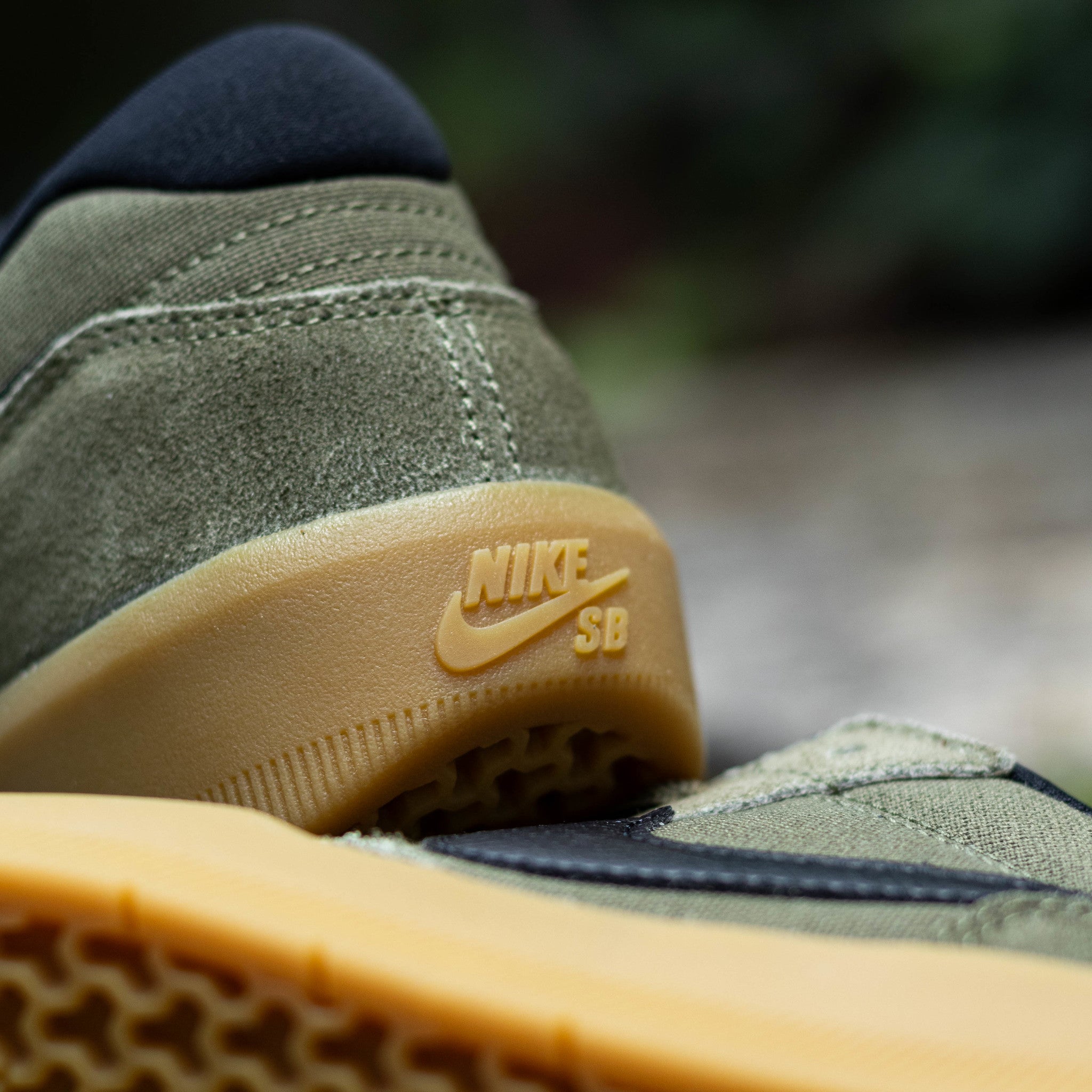 NIKE SB FORCE 58 MEDIUM OLIVE GUM