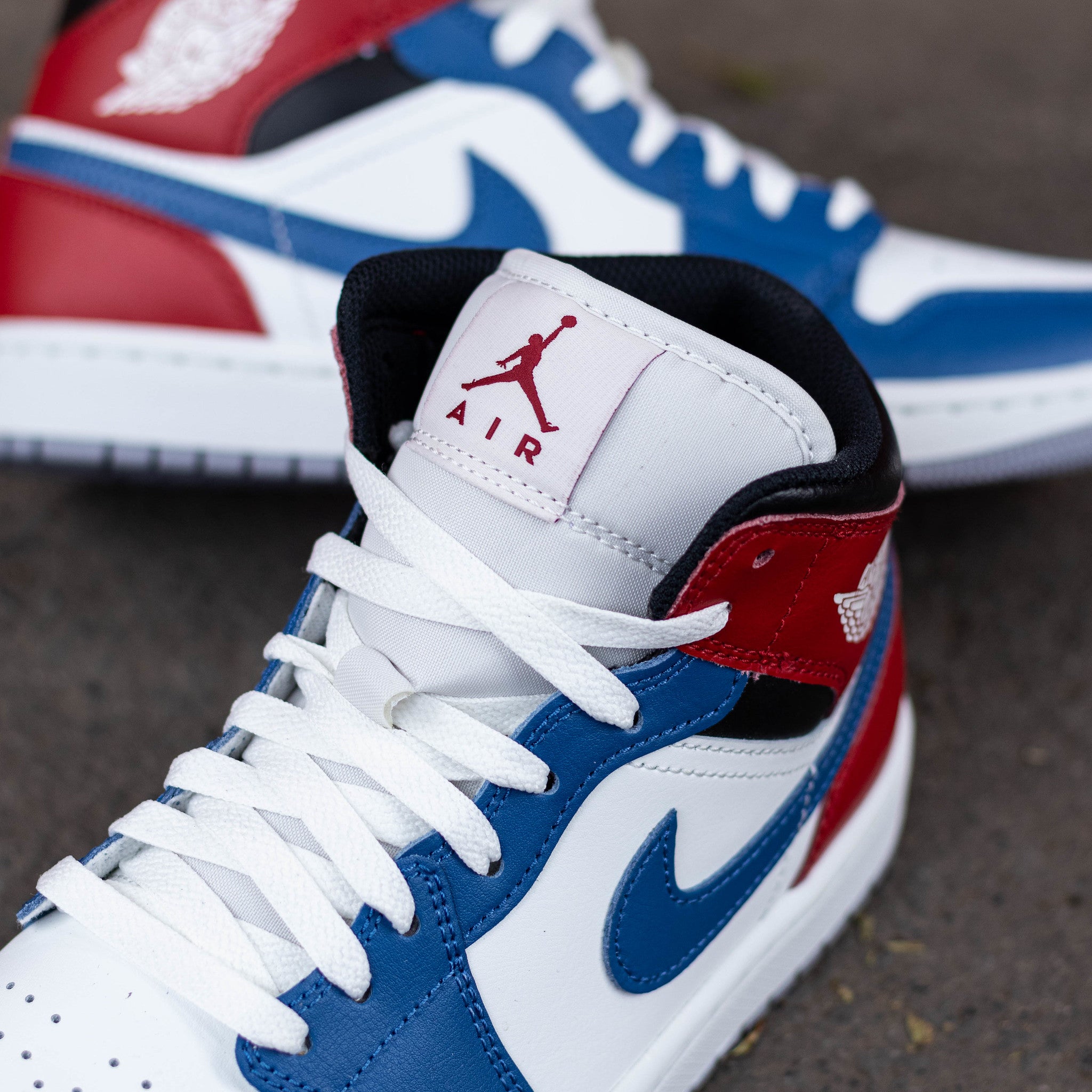 AIR JORDAN 1 MID TEAM USA