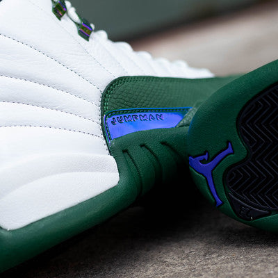AIR JORDAN 12 BUCKS