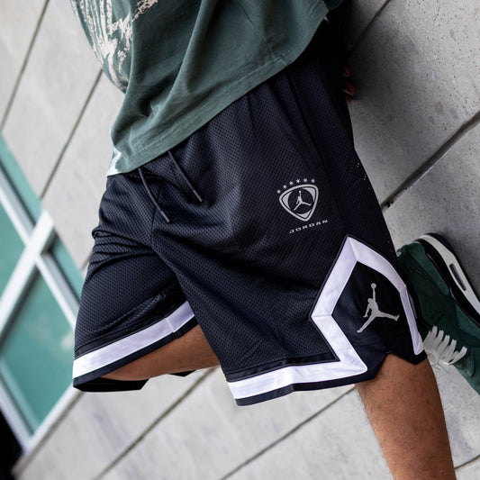 JORDAN SHORT DIAMOND BLACK ESC